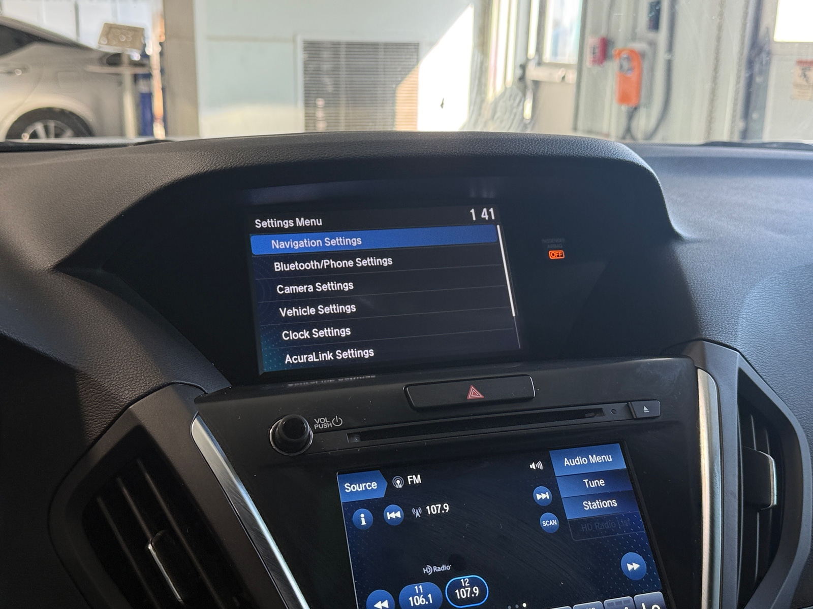 Thumbnail: 2020 Acura MDX - 3