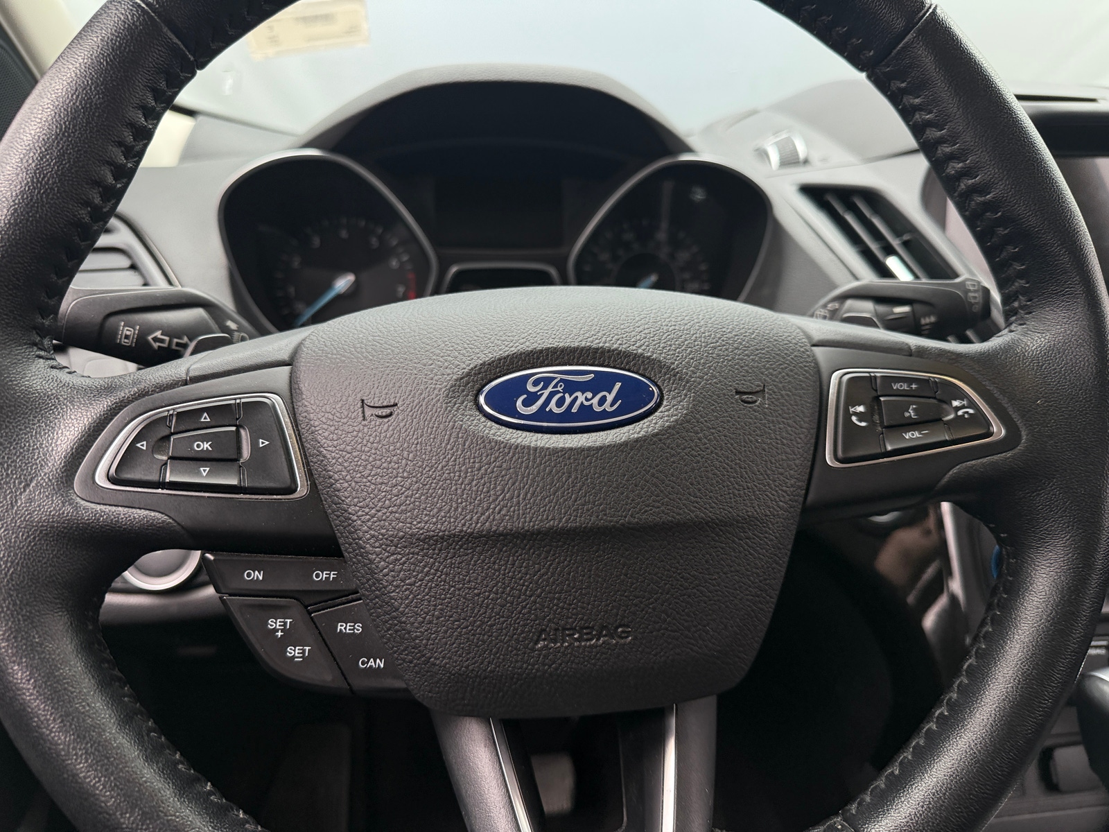 Thumbnail: 2017 Ford Escape - 4