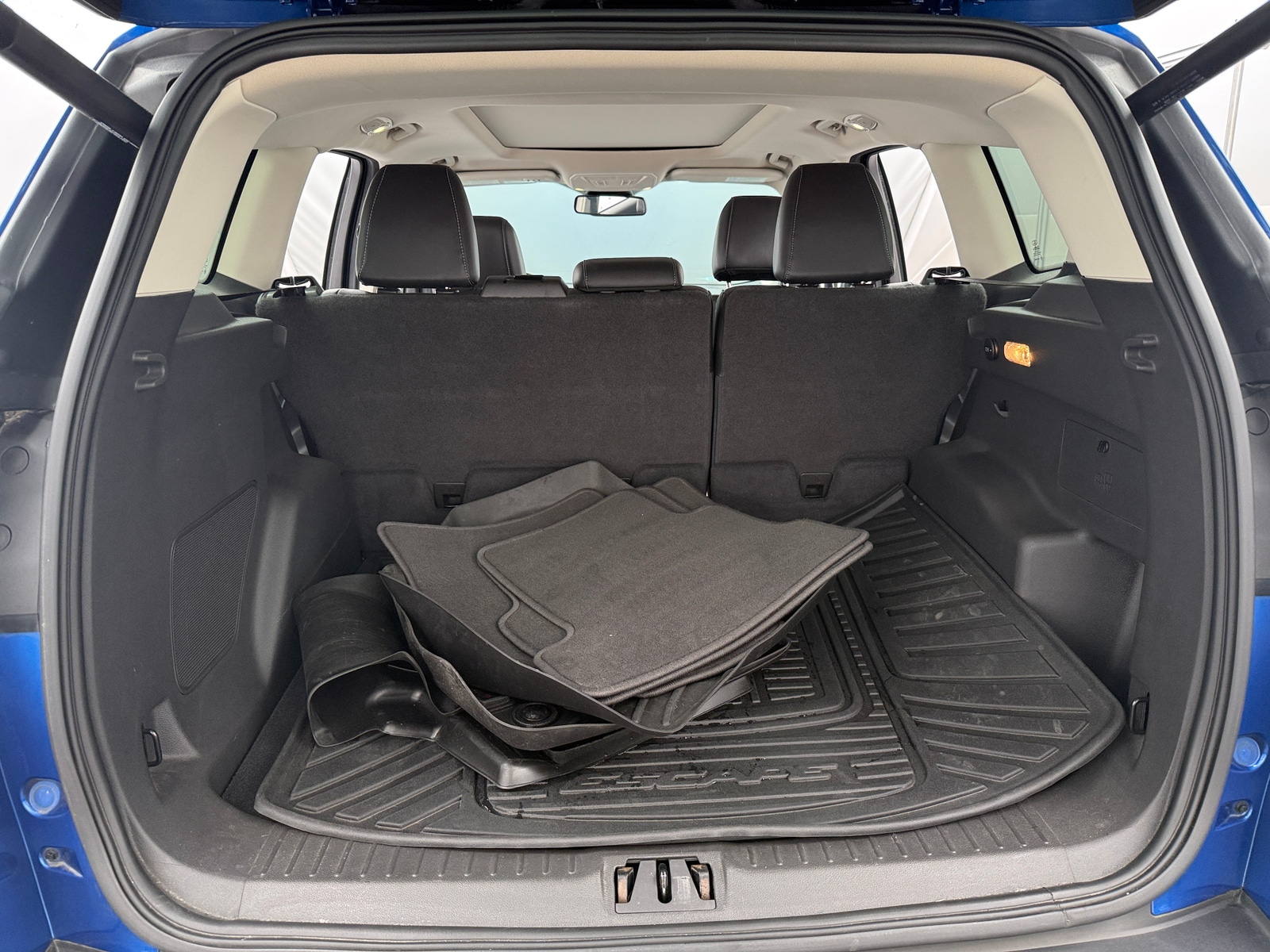 Thumbnail: 2017 Ford Escape - 6