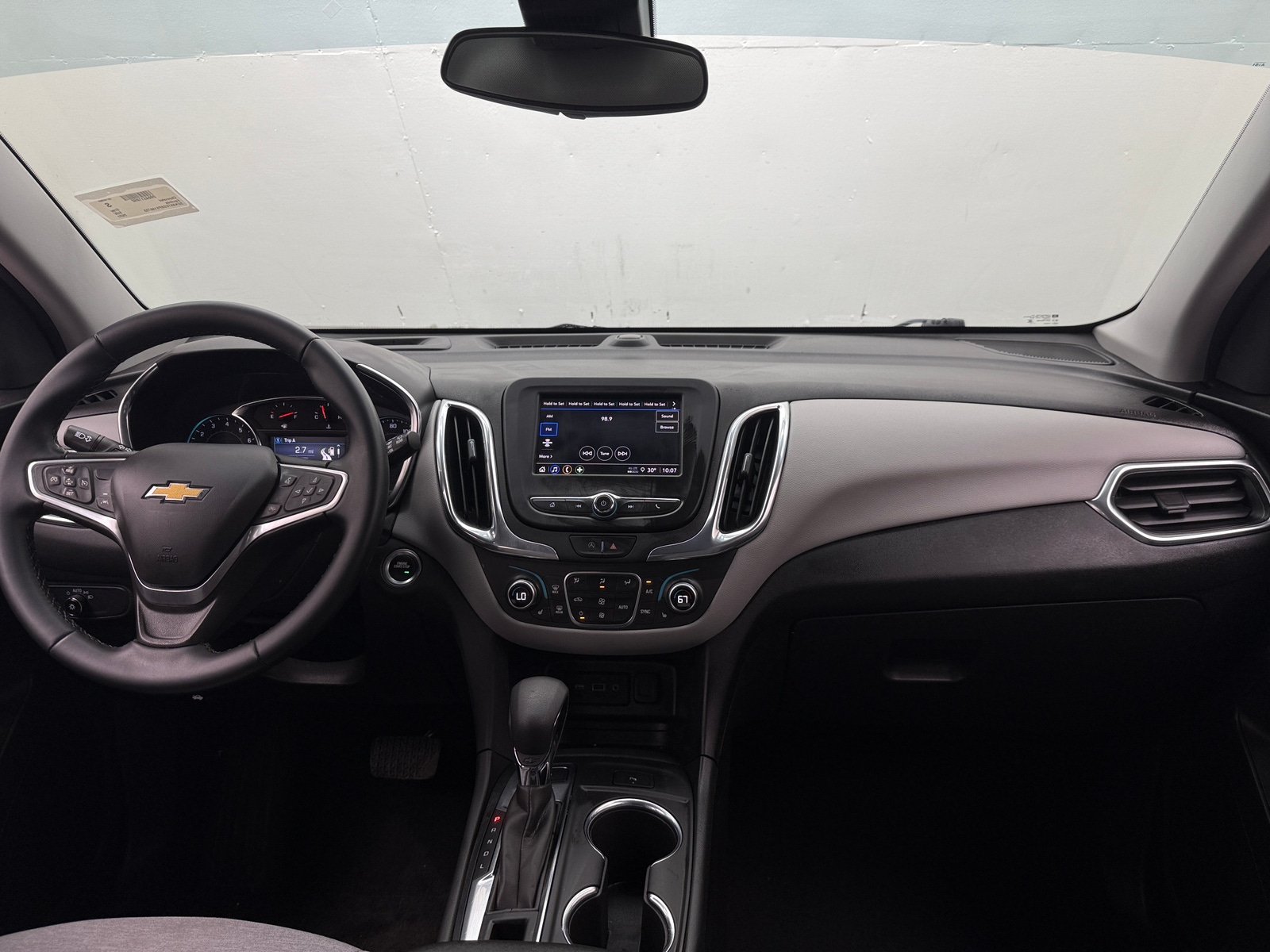 Thumbnail: 2023 Chevrolet Equinox - 3