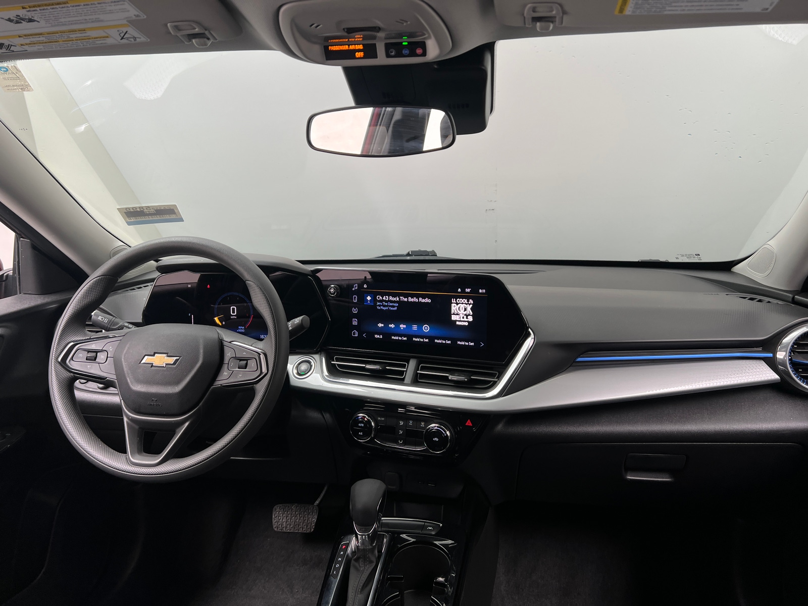 Thumbnail: 2025 Chevrolet Trax - 3