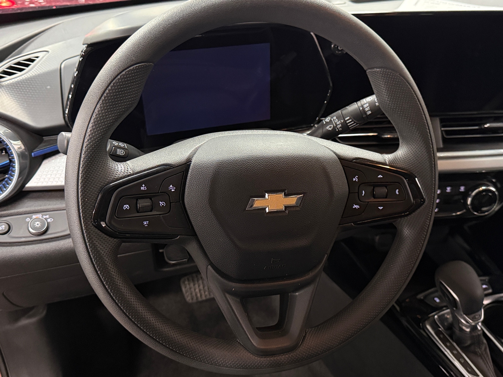 Thumbnail: 2025 Chevrolet Trax - 5