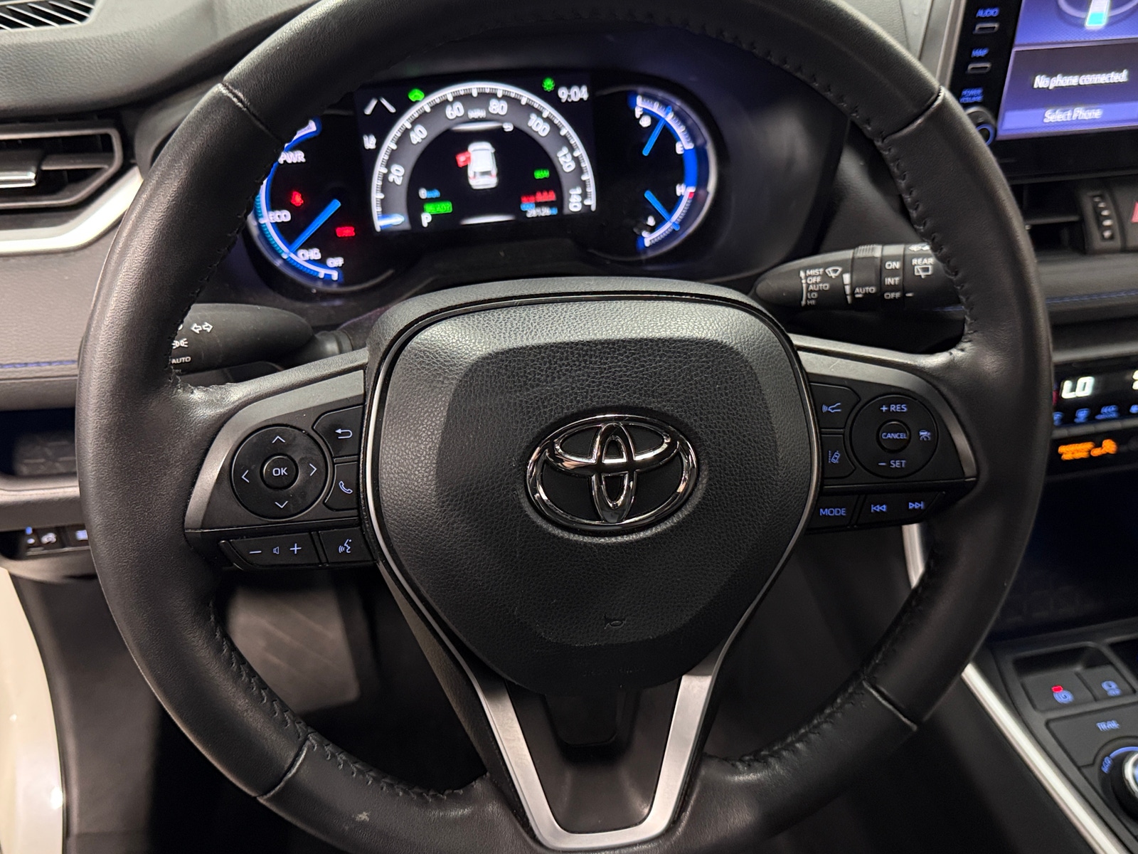 Thumbnail: 2022 Toyota RAV4 - 4