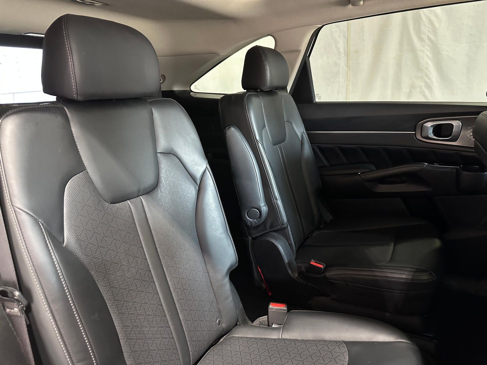 Thumbnail: 2021 Kia Sorento - 5