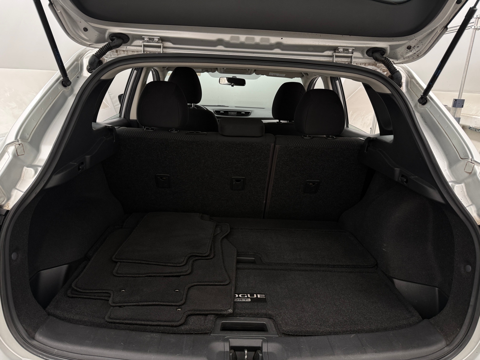 Thumbnail: 2019 Nissan Rogue Sport - 7