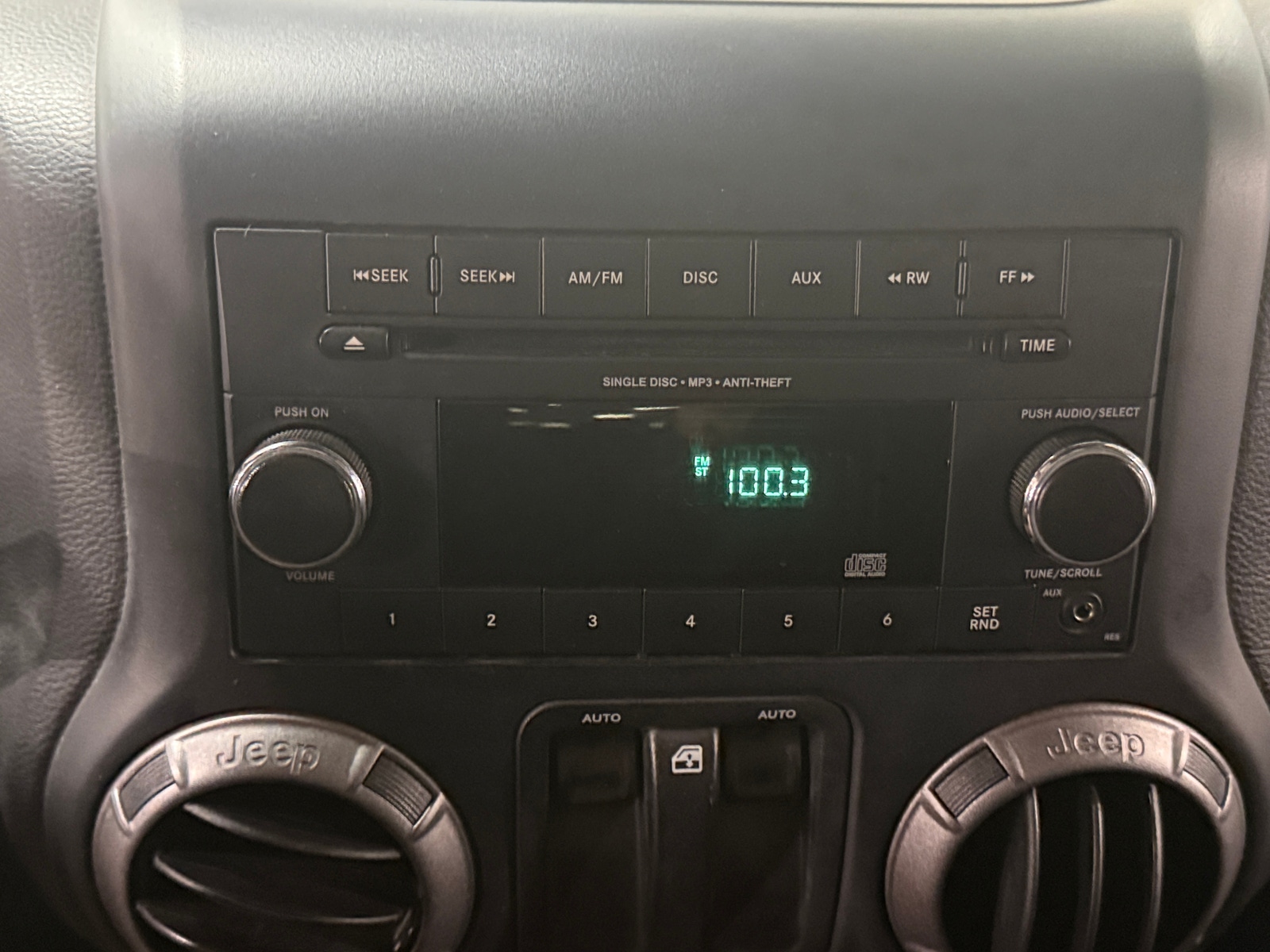 Thumbnail: 2018 Jeep Wrangler - 4