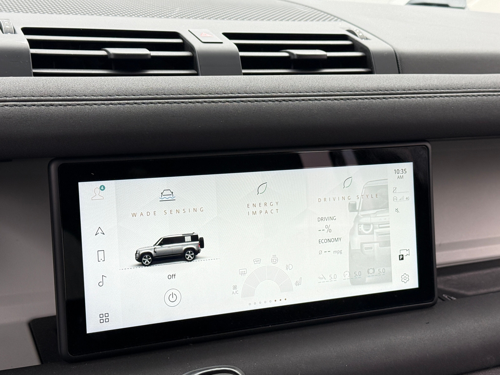 Thumbnail: 2022 Land Rover Defender - 3