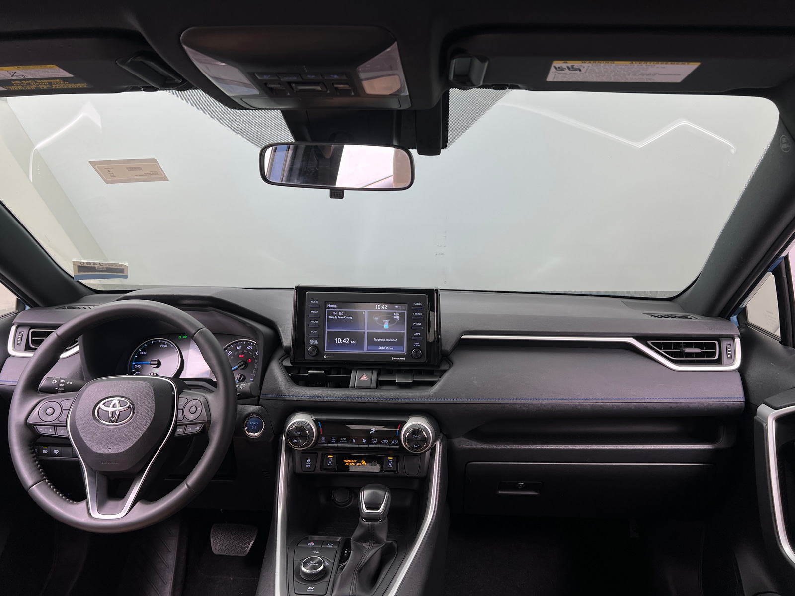 Thumbnail: 2022 Toyota RAV4 - 3