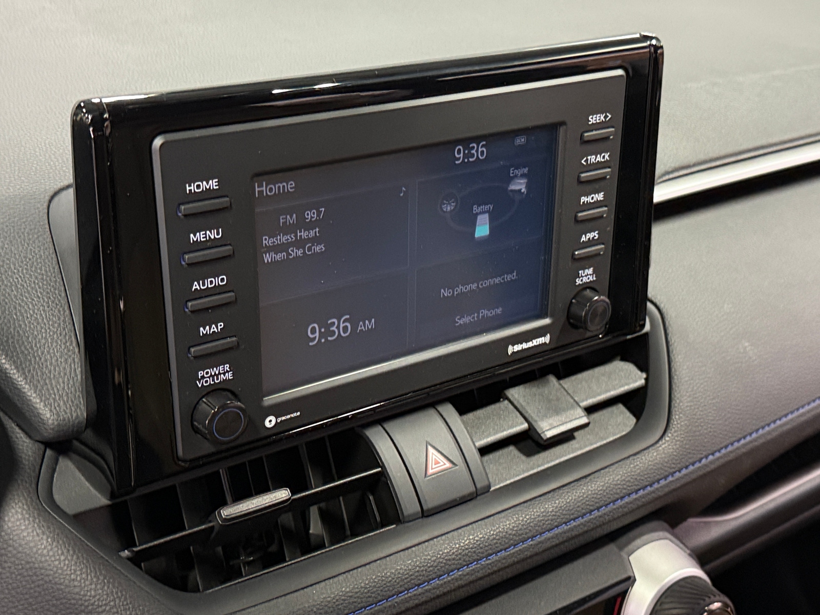 Thumbnail: 2022 Toyota RAV4 - 4