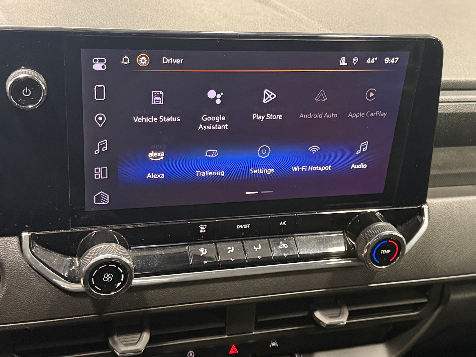 Thumbnail: 2024 Chevrolet Colorado - 4