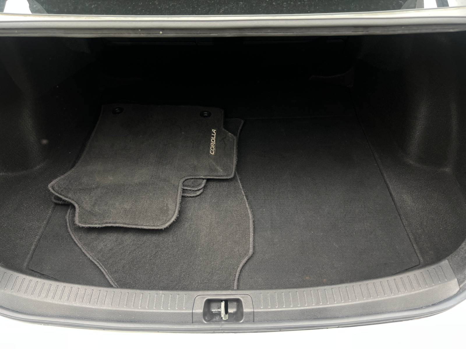 Thumbnail: 2022 Toyota Corolla - 7