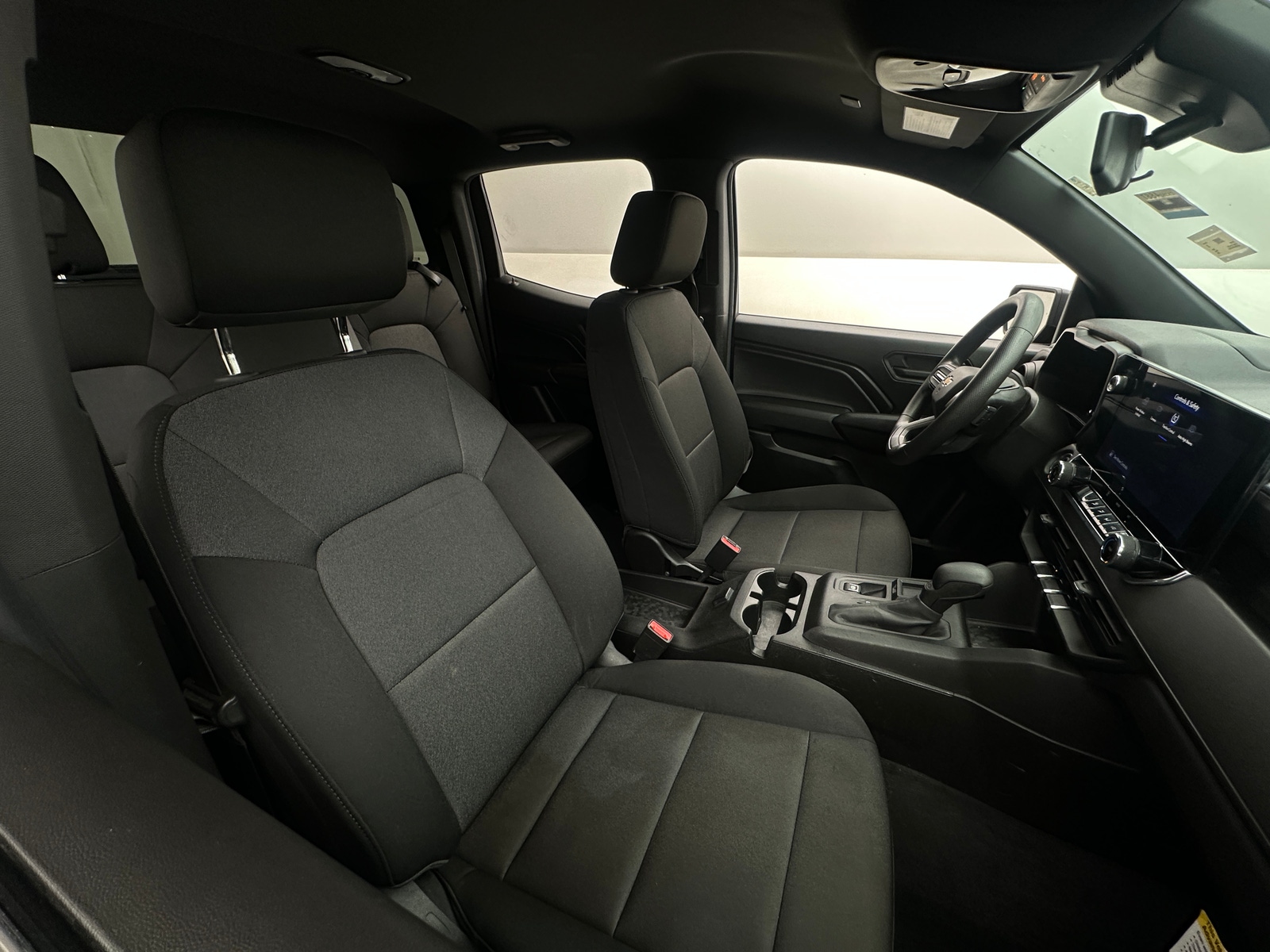 Thumbnail: 2024 Chevrolet Colorado - 2