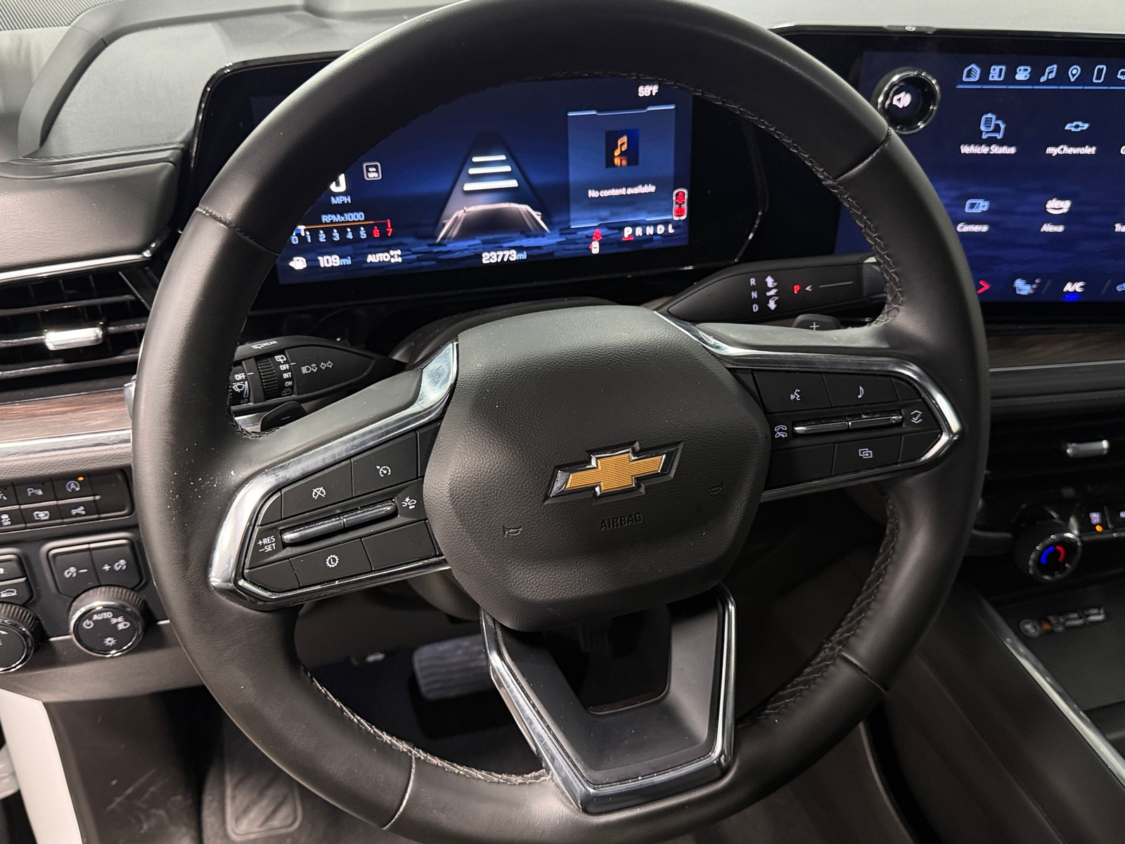 Thumbnail: 2025 Chevrolet Tahoe - 4