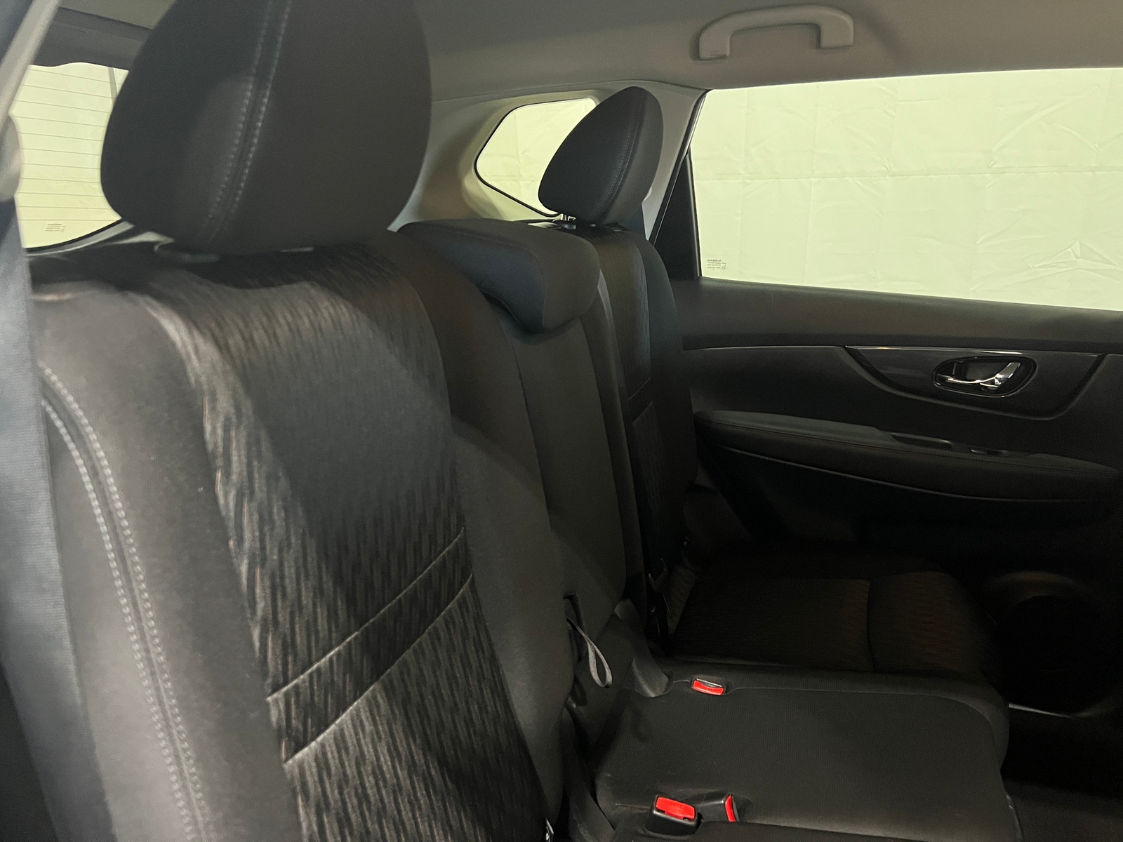 Thumbnail: 2017 Nissan Rogue - 6