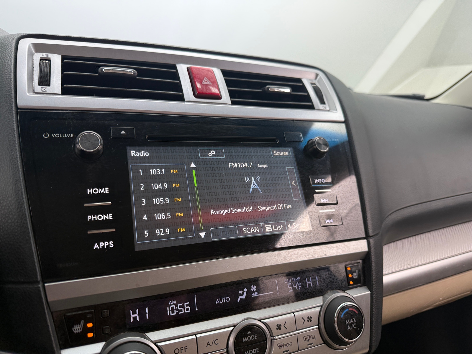 Thumbnail: 2016 Subaru Outback - 4