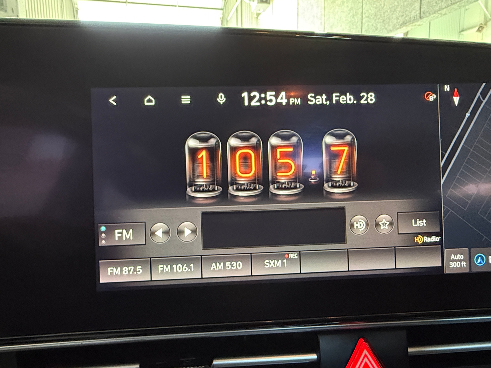 Thumbnail: 2023 Hyundai Elantra - 4