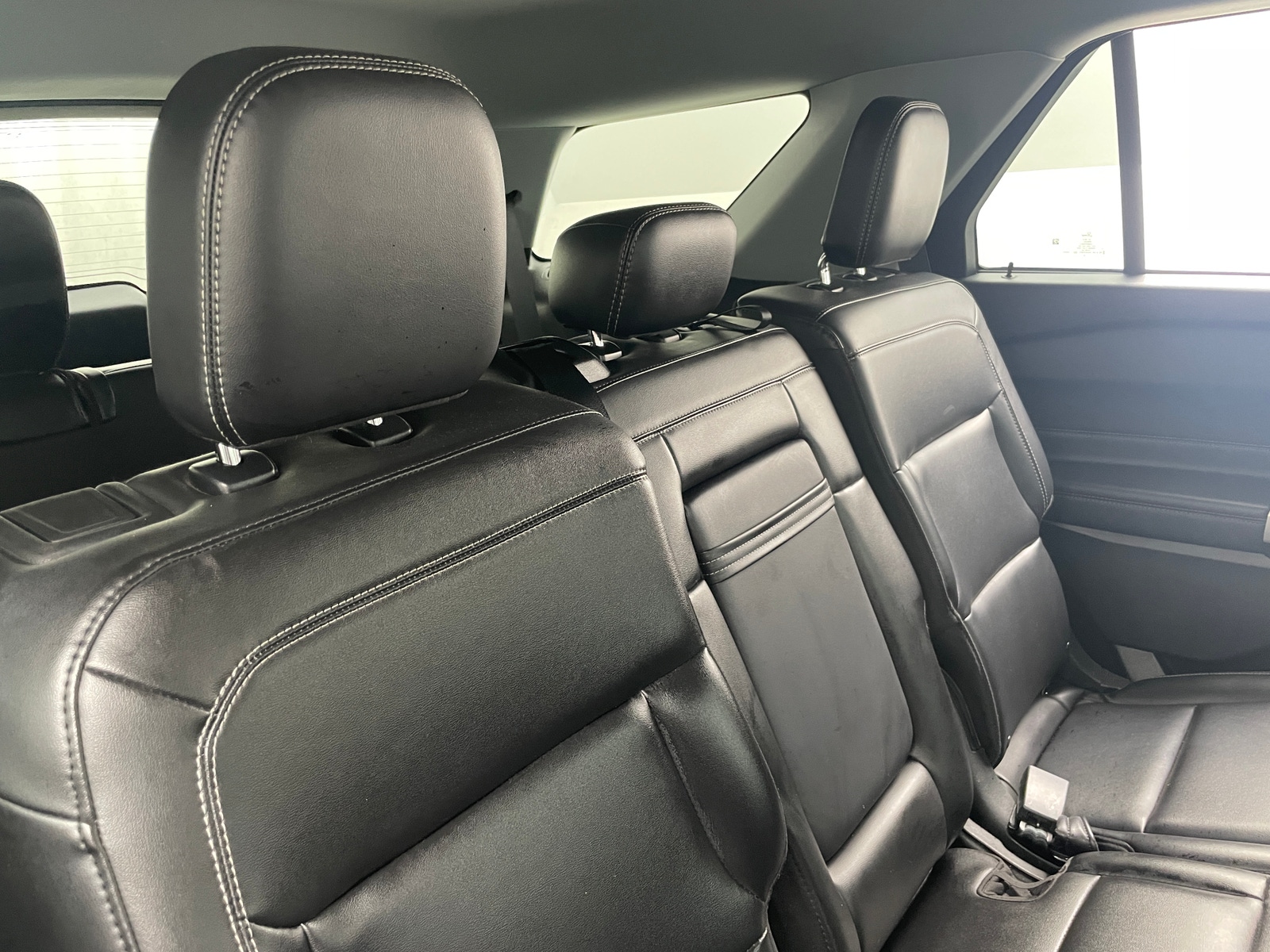 Thumbnail: 2022 Ford Explorer - 6