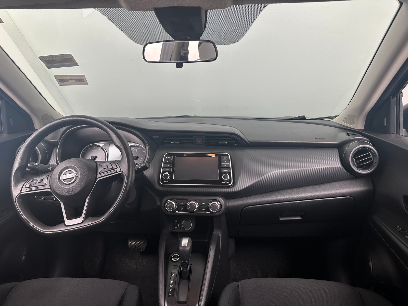 Thumbnail: 2023 Nissan Kicks - 3