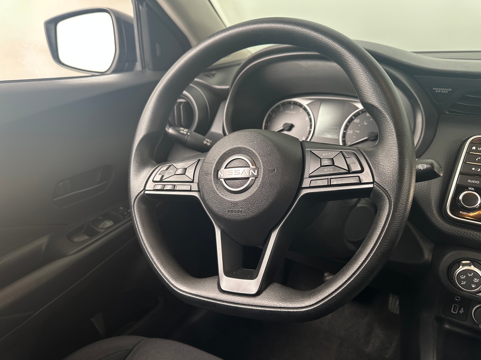 Thumbnail: 2023 Nissan Kicks - 5