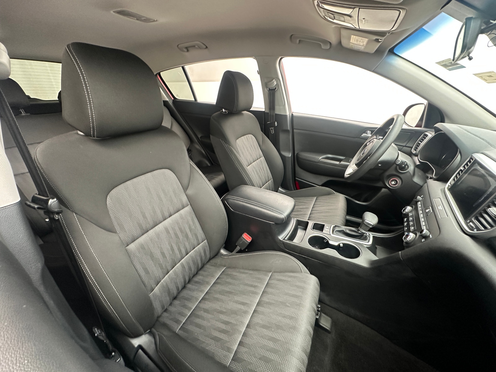 Thumbnail: 2022 Kia Sportage - 2