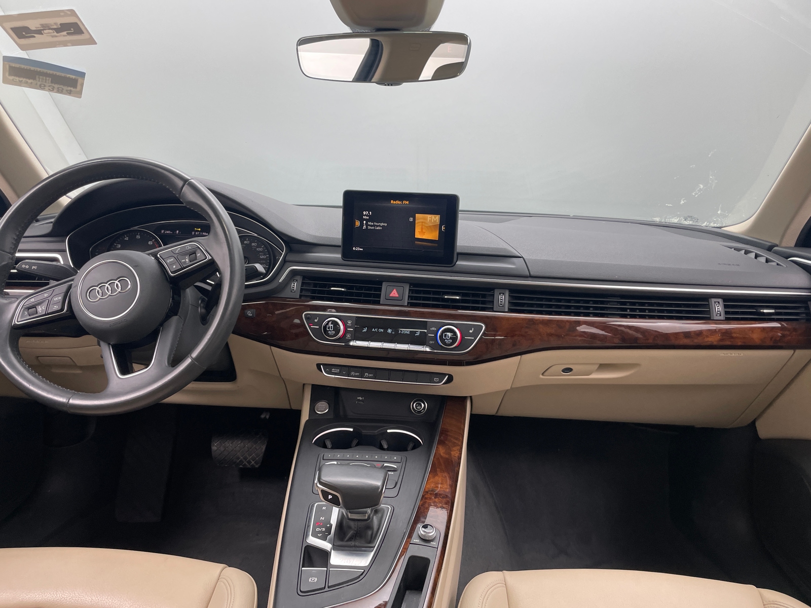 Thumbnail: 2019 Audi A4 - 2