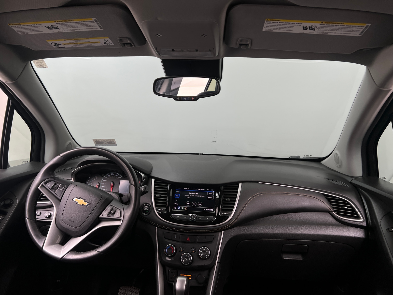 Thumbnail: 2022 Chevrolet Trax - 2