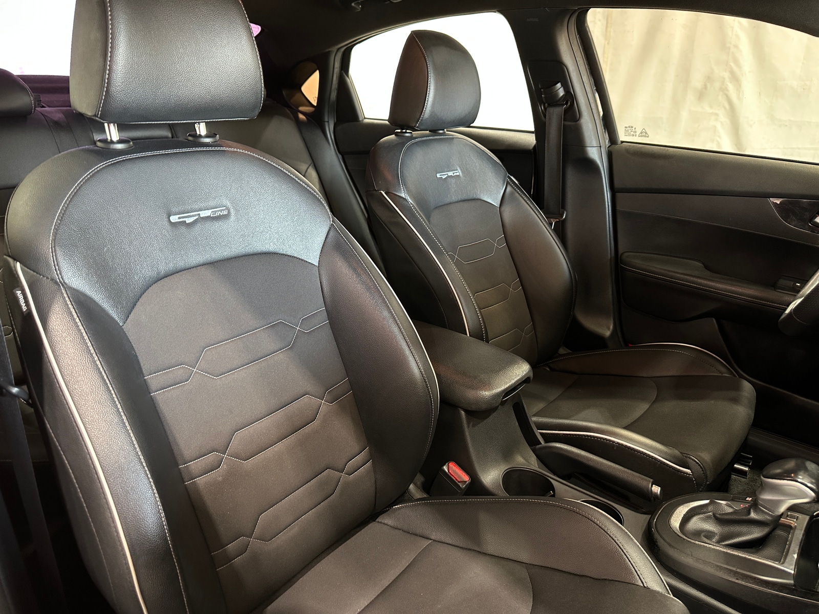 Thumbnail: 2020 Kia Forte - 2