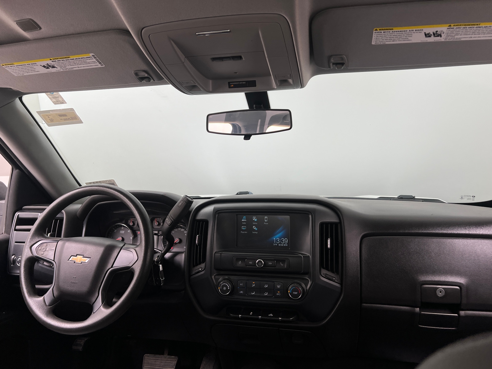 Thumbnail: 2018 Chevrolet Silverado 1500 - 3