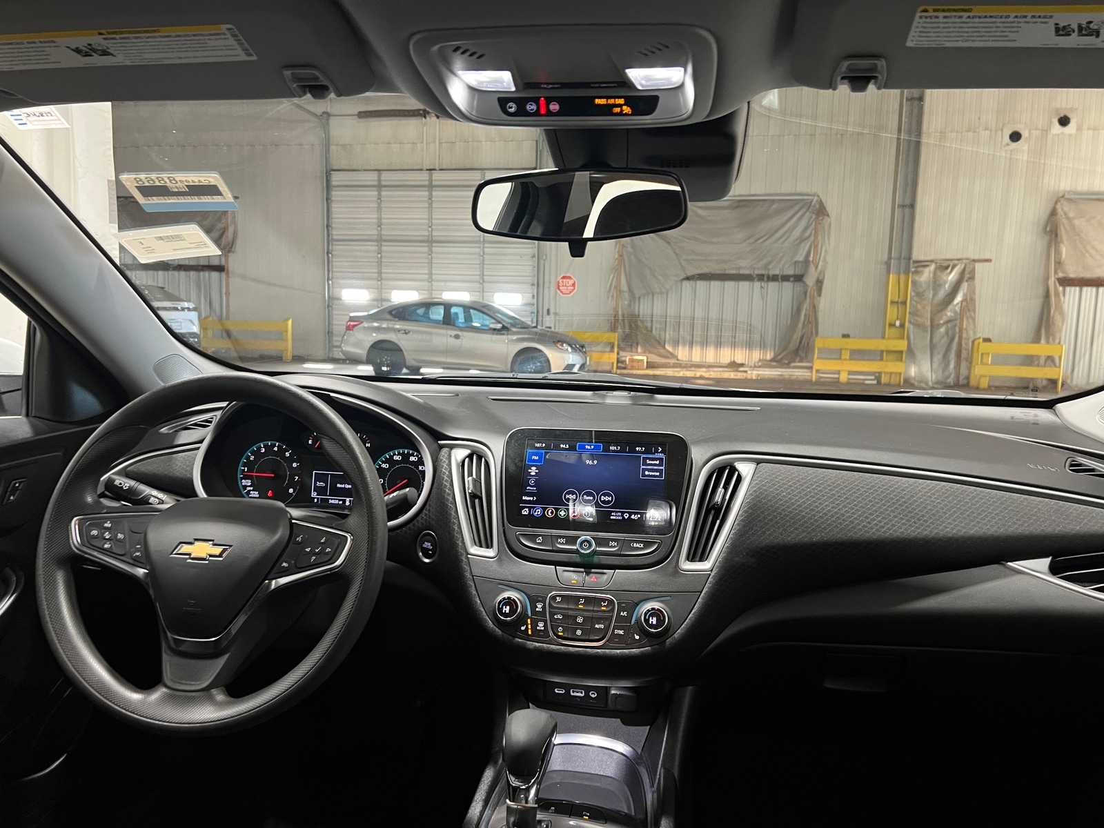 Thumbnail: 2024 Chevrolet Malibu - 3