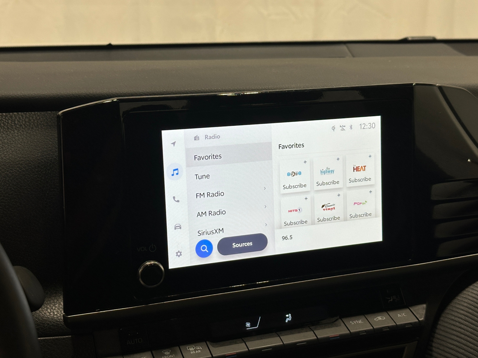 Thumbnail: 2025 Toyota Camry - 4