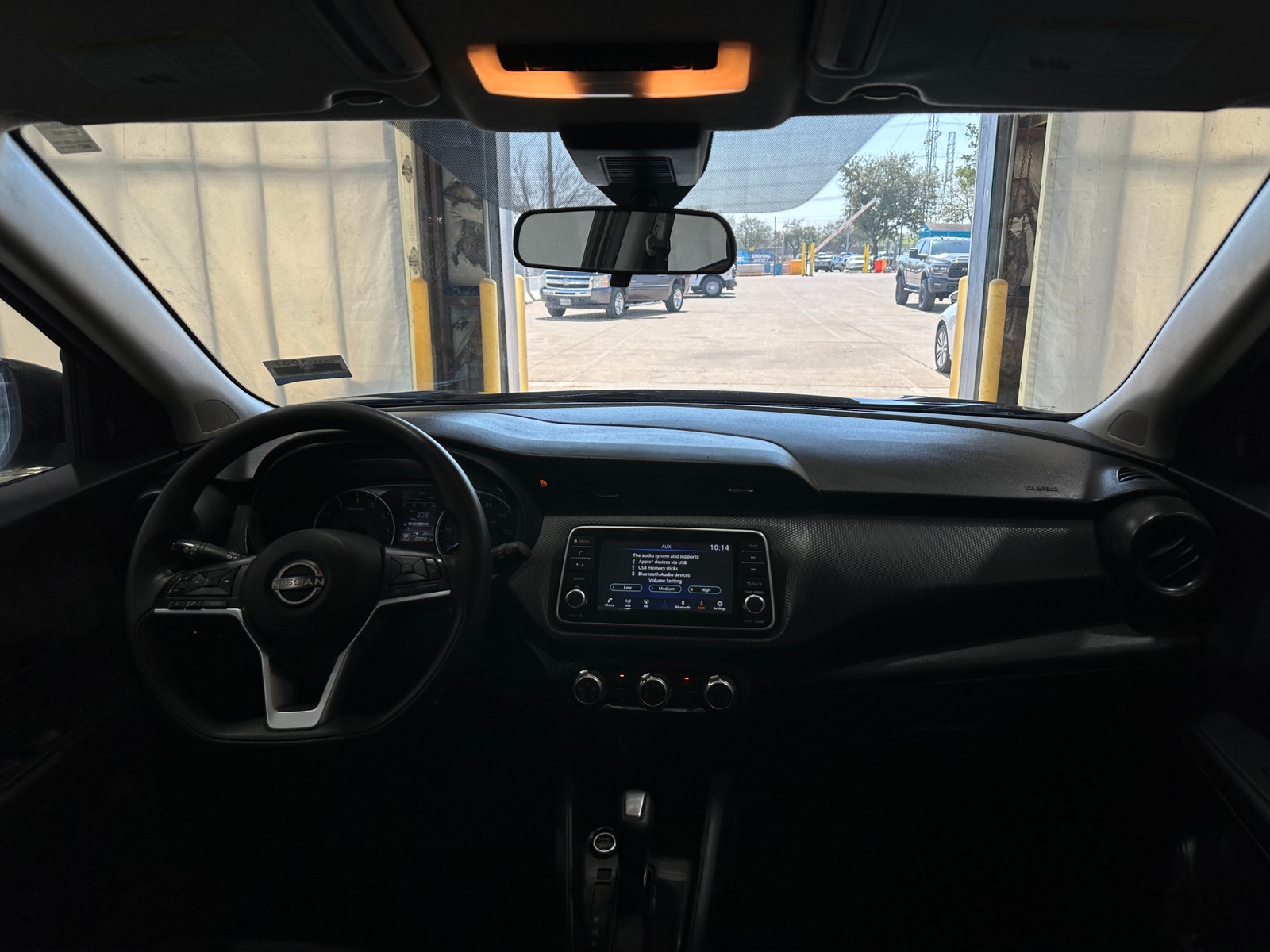 Thumbnail: 2022 Nissan Kicks - 3