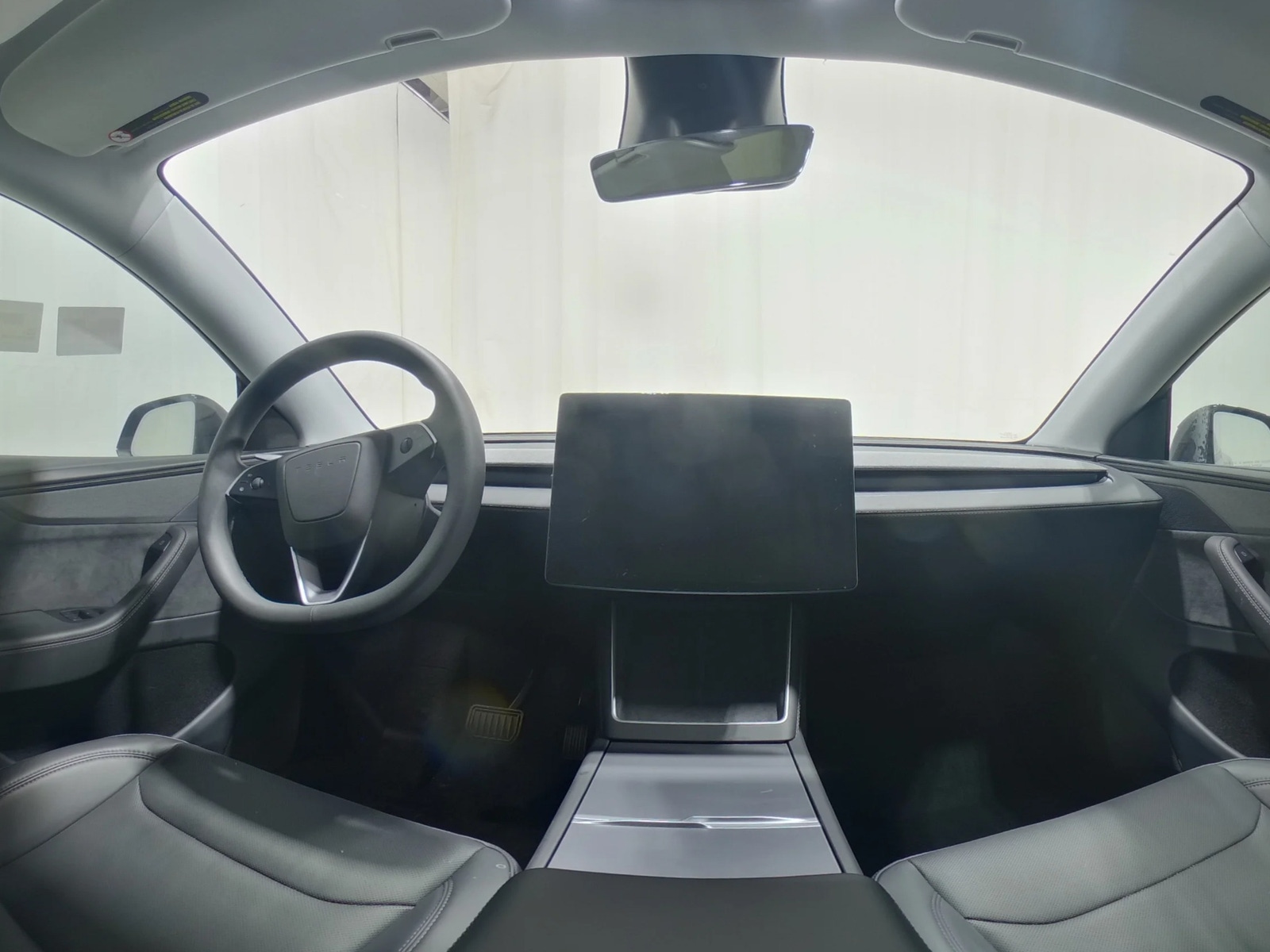 Thumbnail: 2026 Tesla Model Y - 2