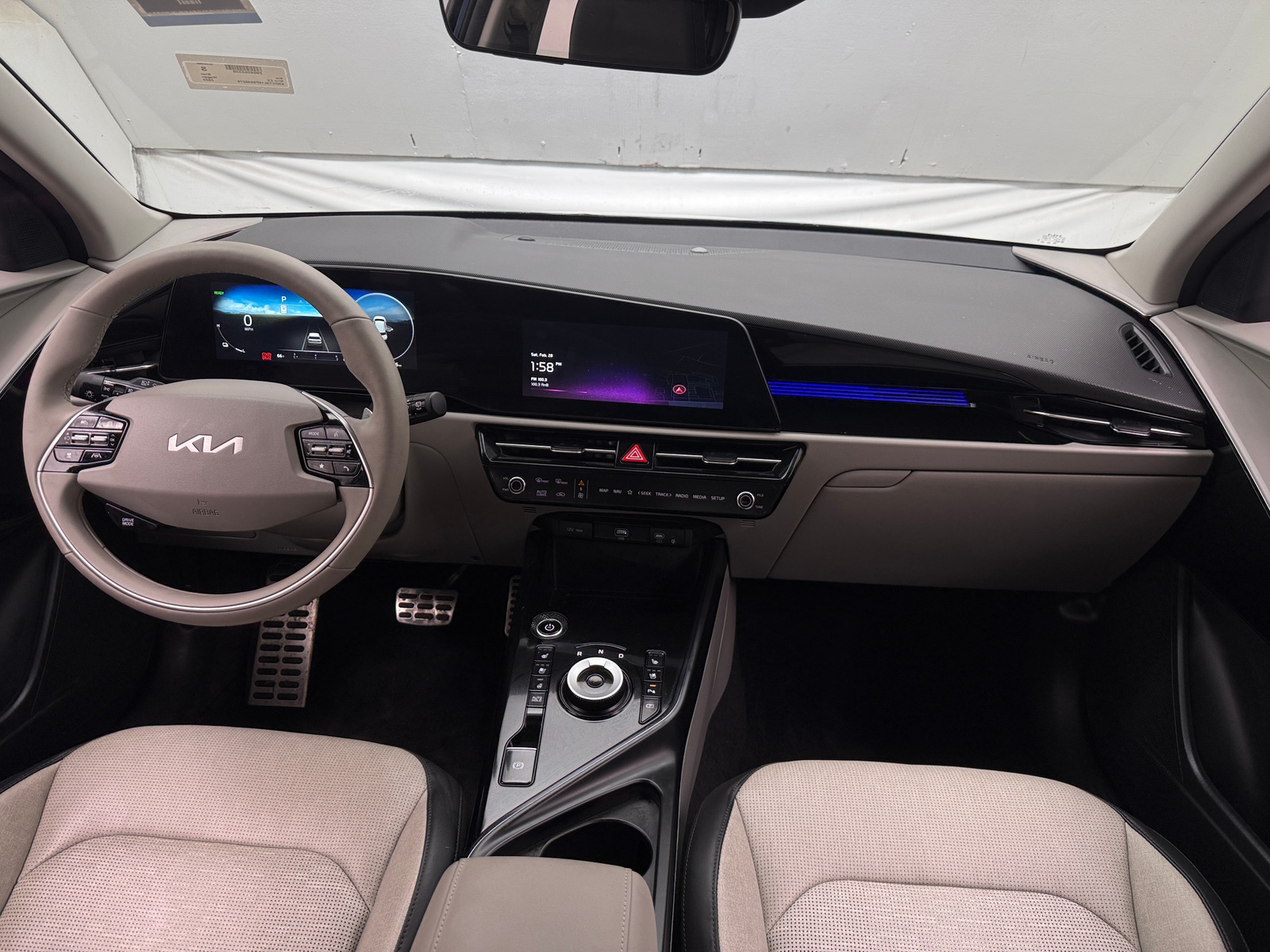 Thumbnail: 2023 Kia Niro - 2