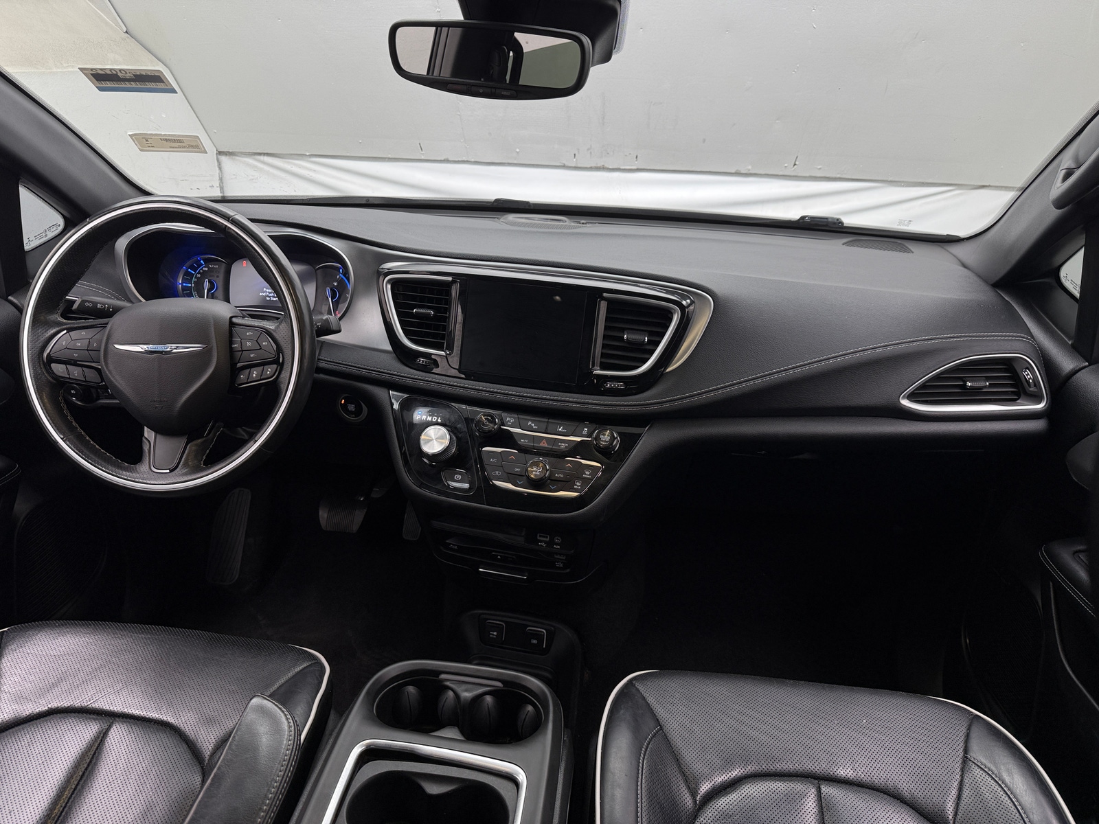 Thumbnail: 2019 Chrysler Pacifica - 2