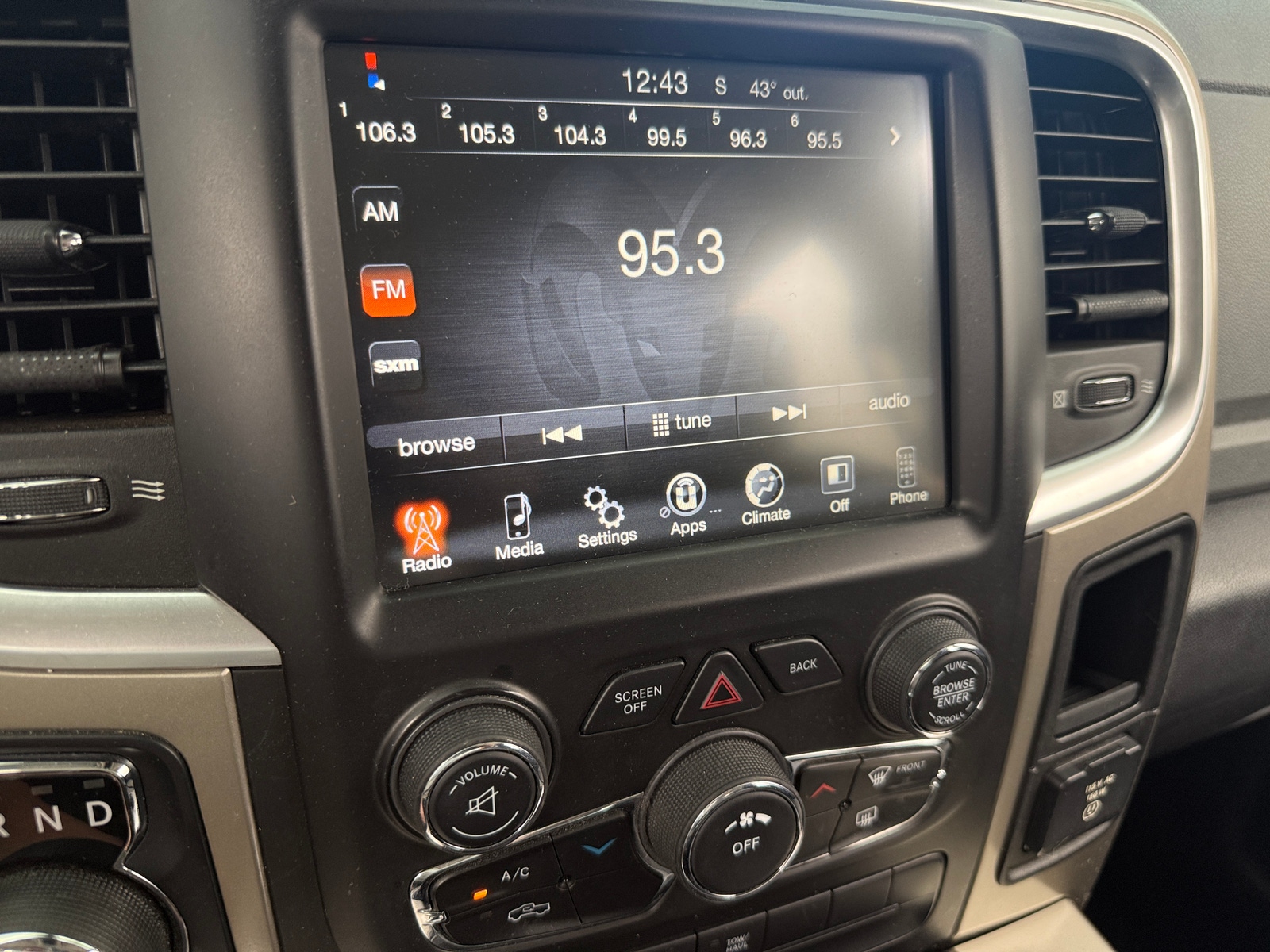 Thumbnail: 2014 RAM 1500 - 4