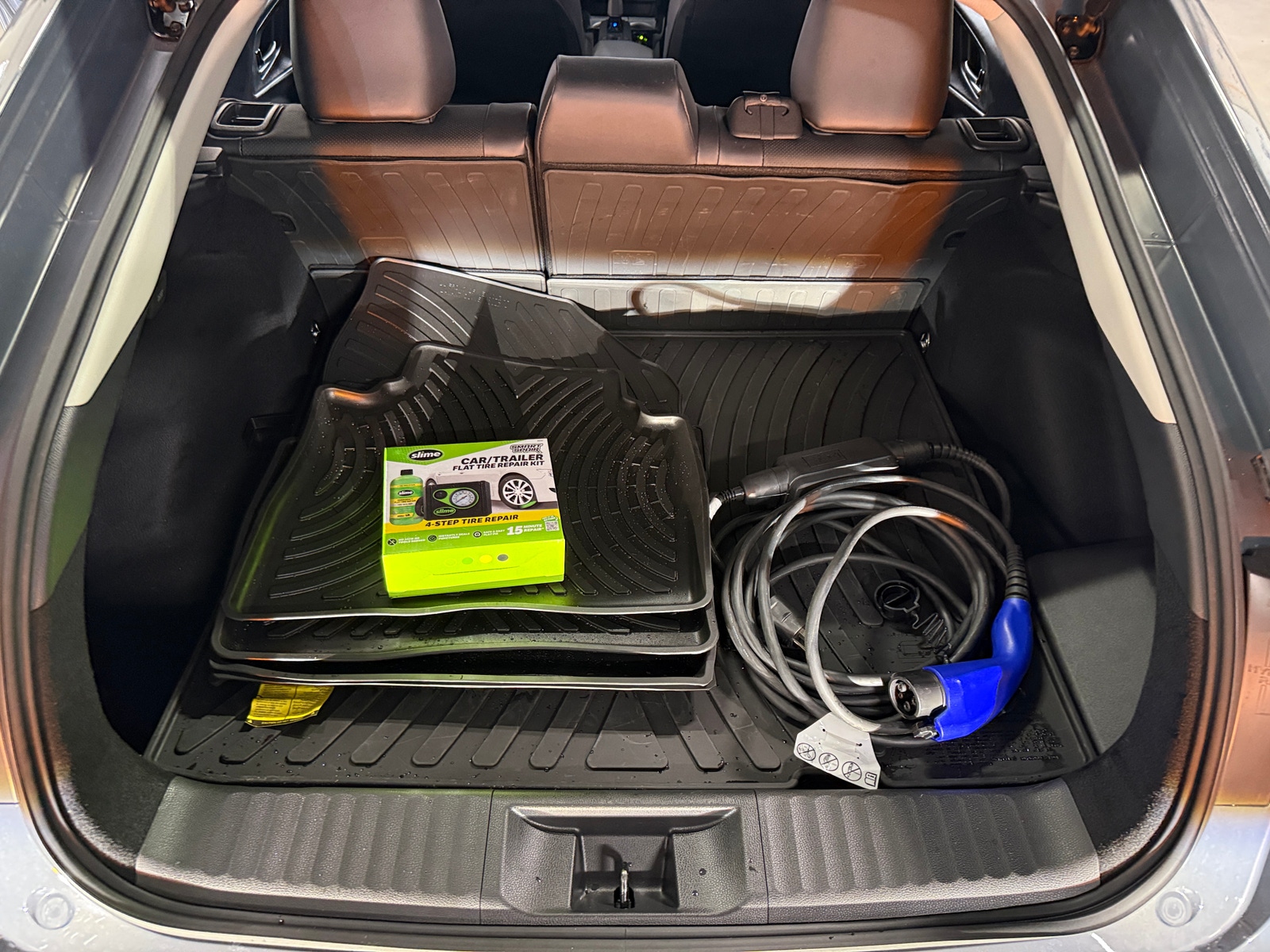 Thumbnail: 2025 Toyota Prius - 6