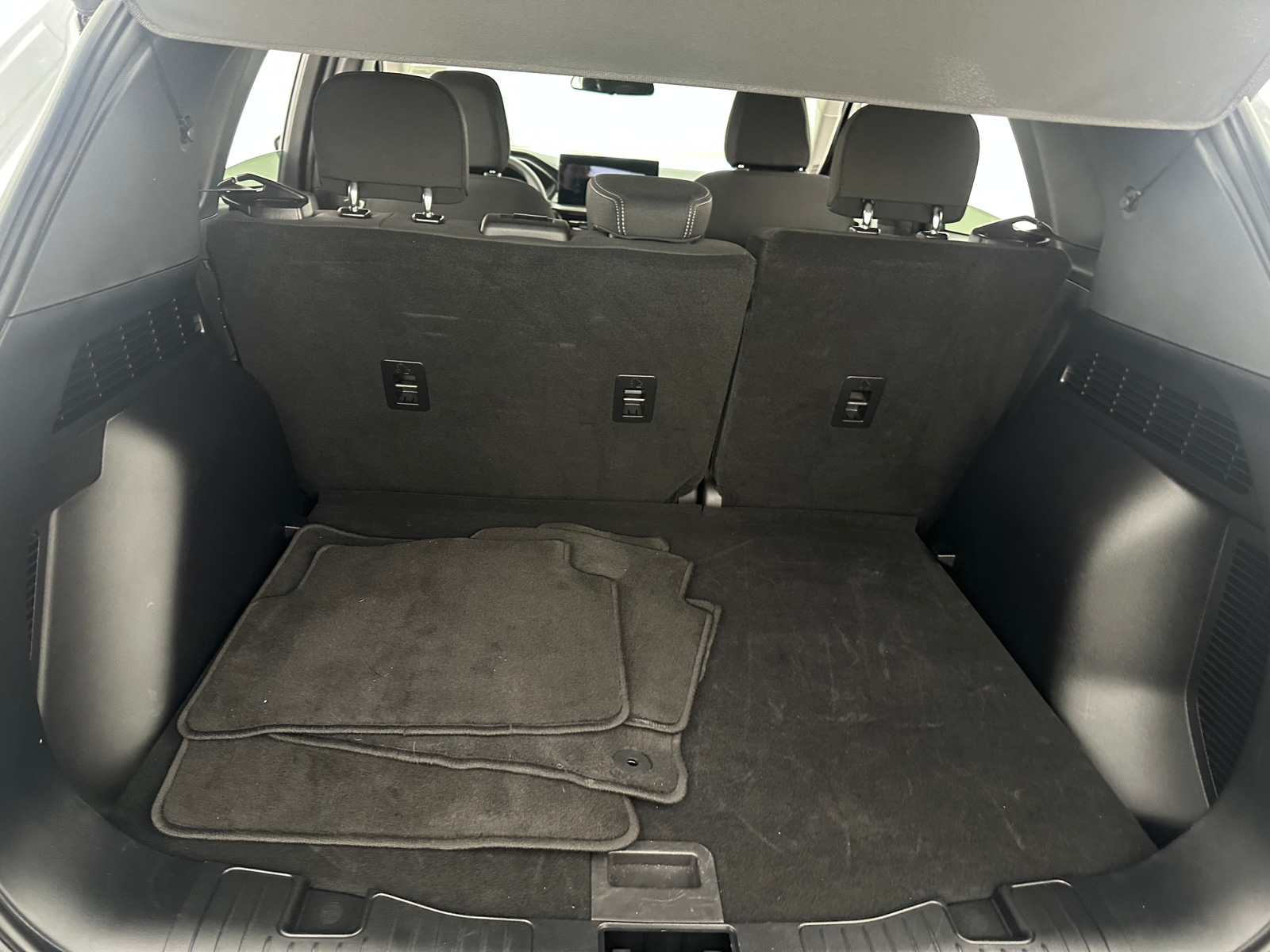 Thumbnail: 2025 Ford Escape - 7