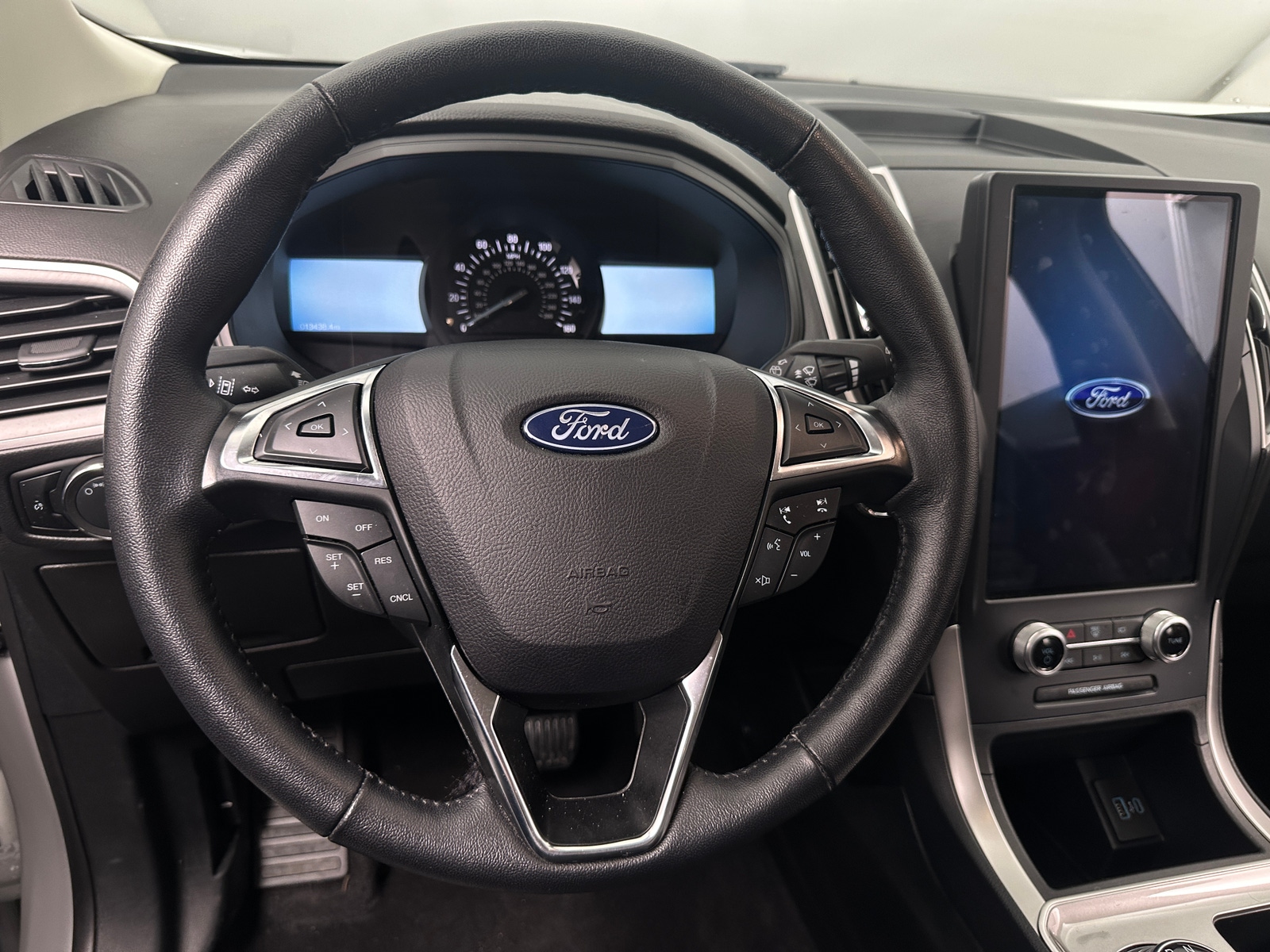 Thumbnail: 2024 Ford Edge - 4