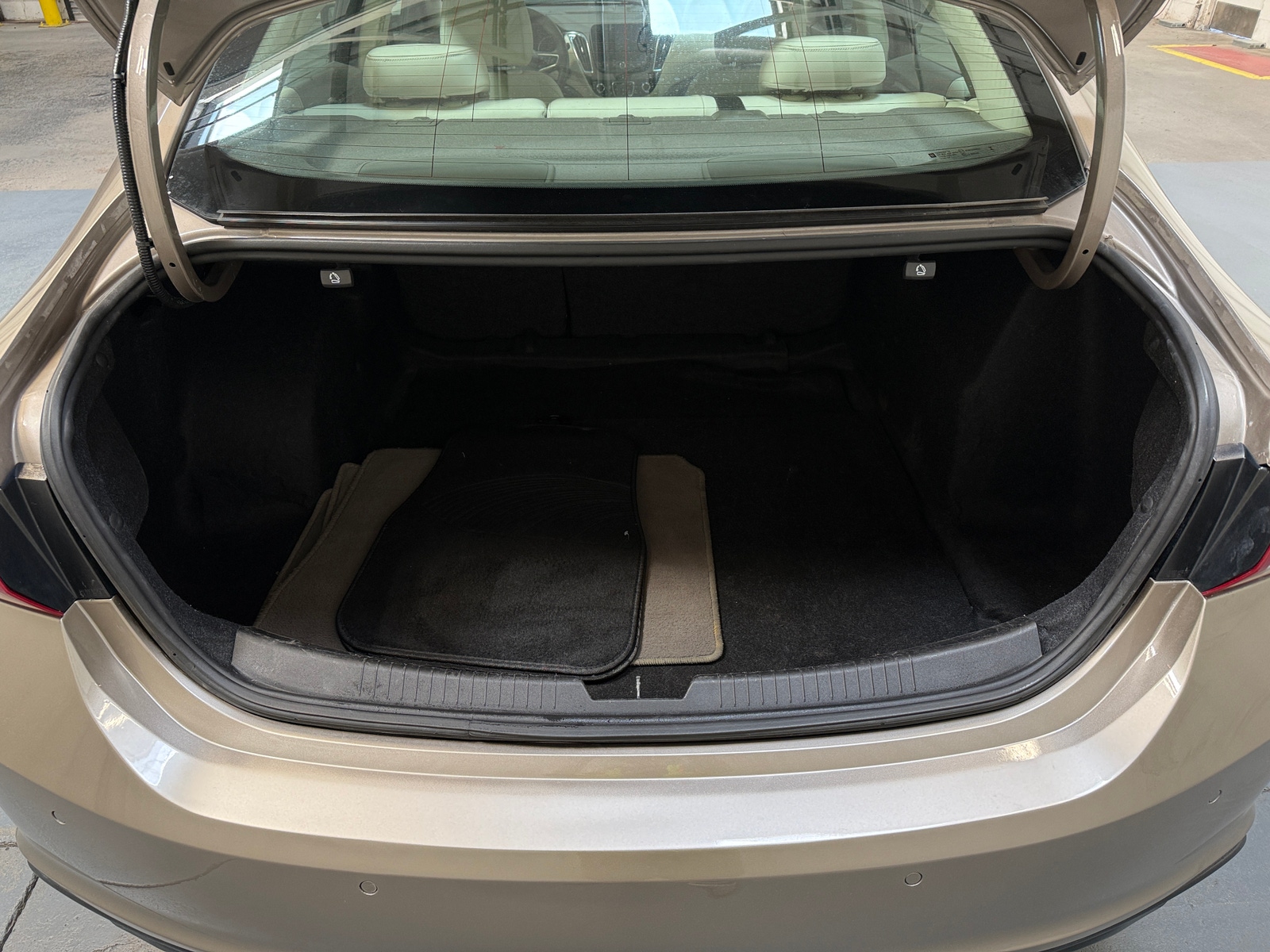 Thumbnail: 2024 Chevrolet Malibu - 6