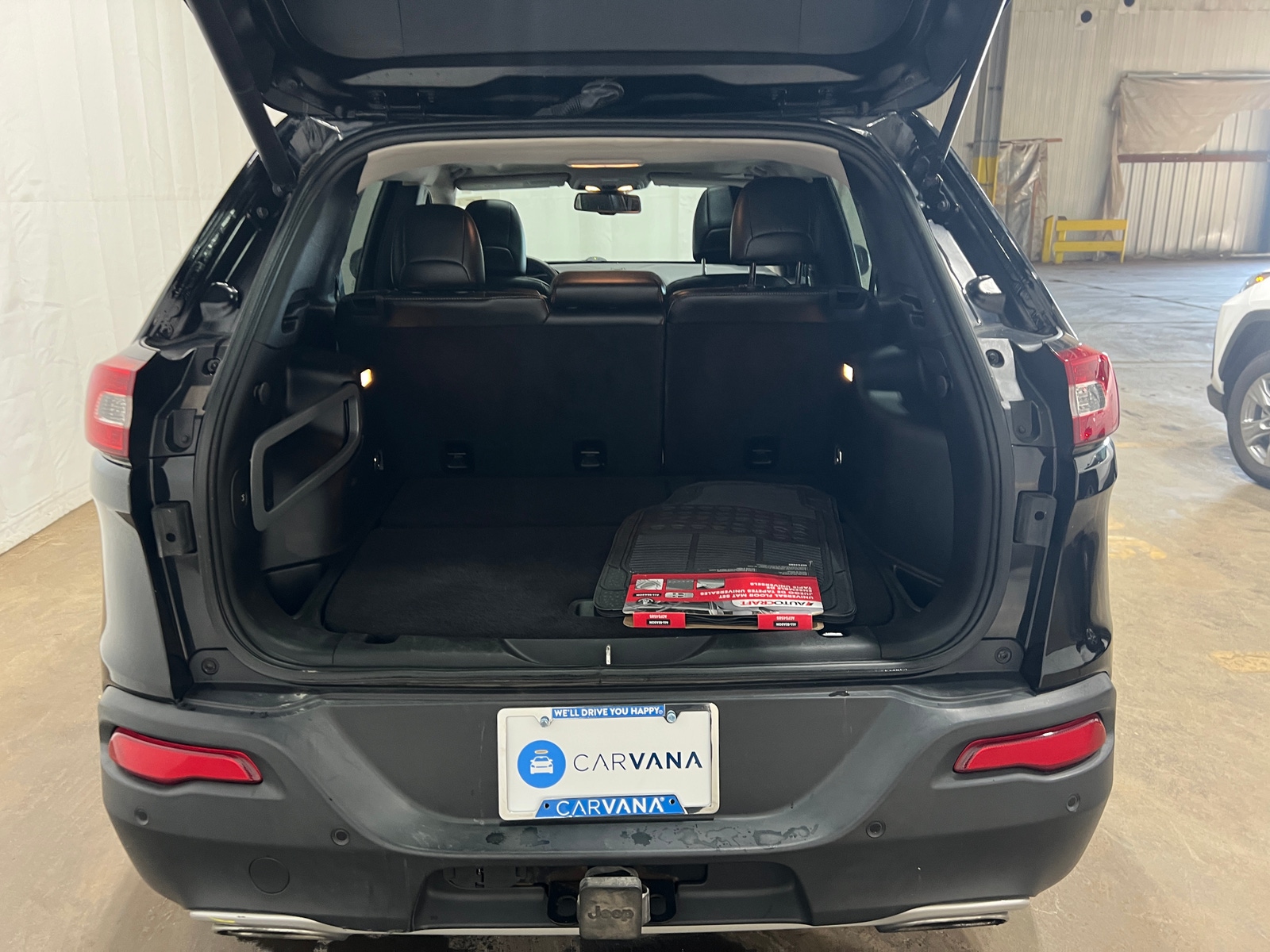 Thumbnail: 2018 Jeep Cherokee - 6