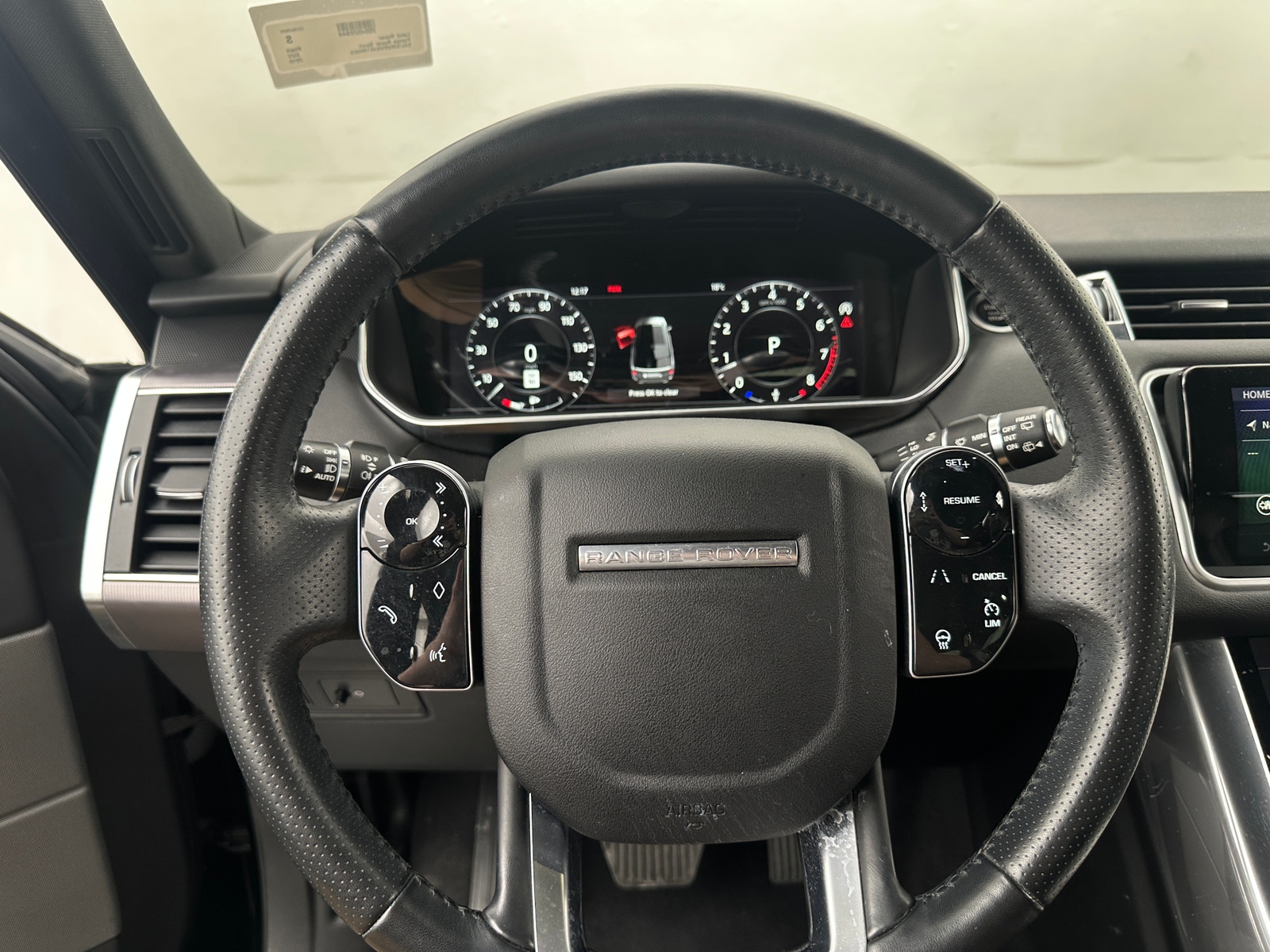 Thumbnail: 2018 Land Rover Range Rover Sport - 4