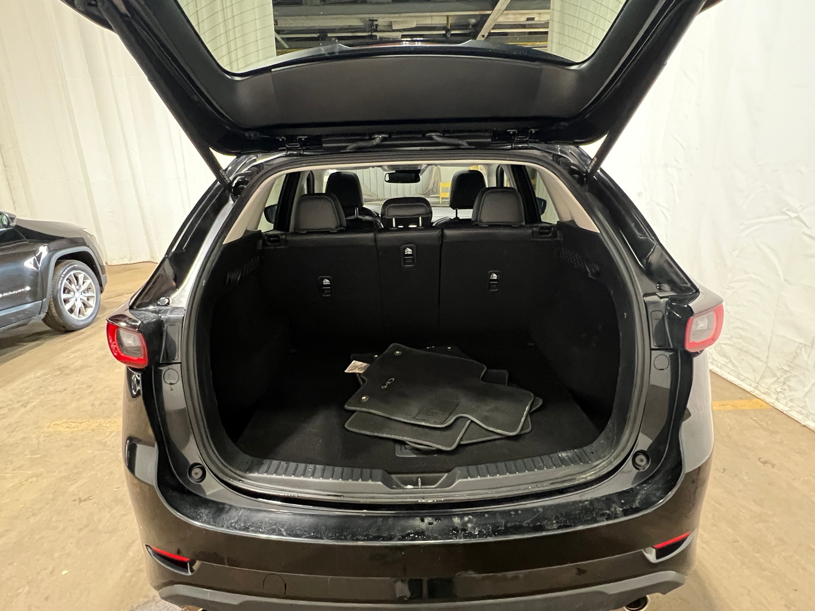 Thumbnail: 2025 Mazda CX-5 - 6