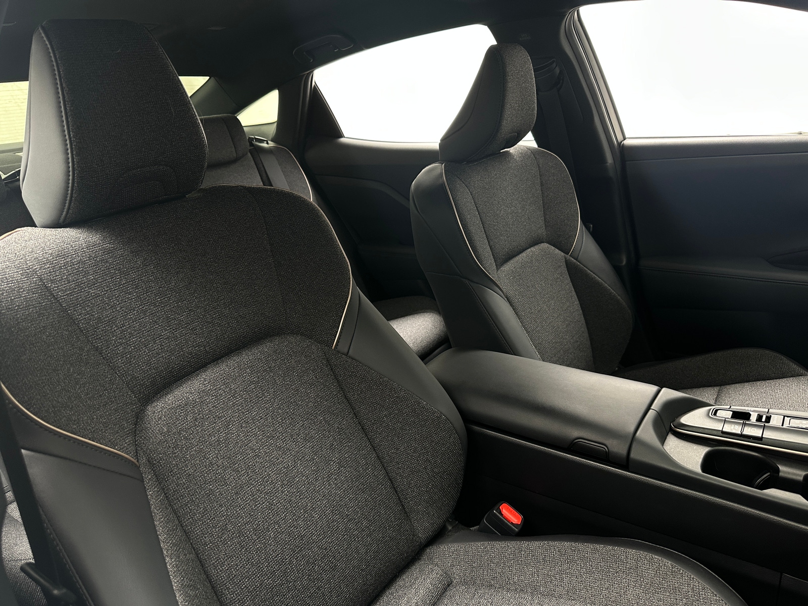 Thumbnail: 2023 Toyota Crown - 2