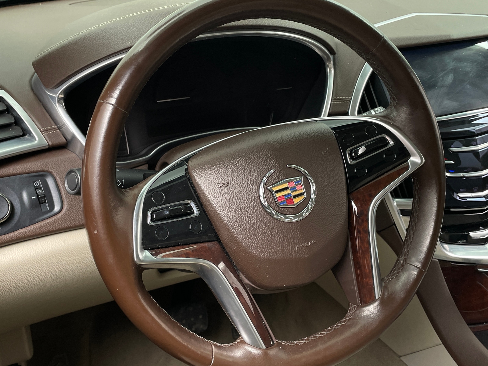 Thumbnail: 2013 Cadillac SRX - 4