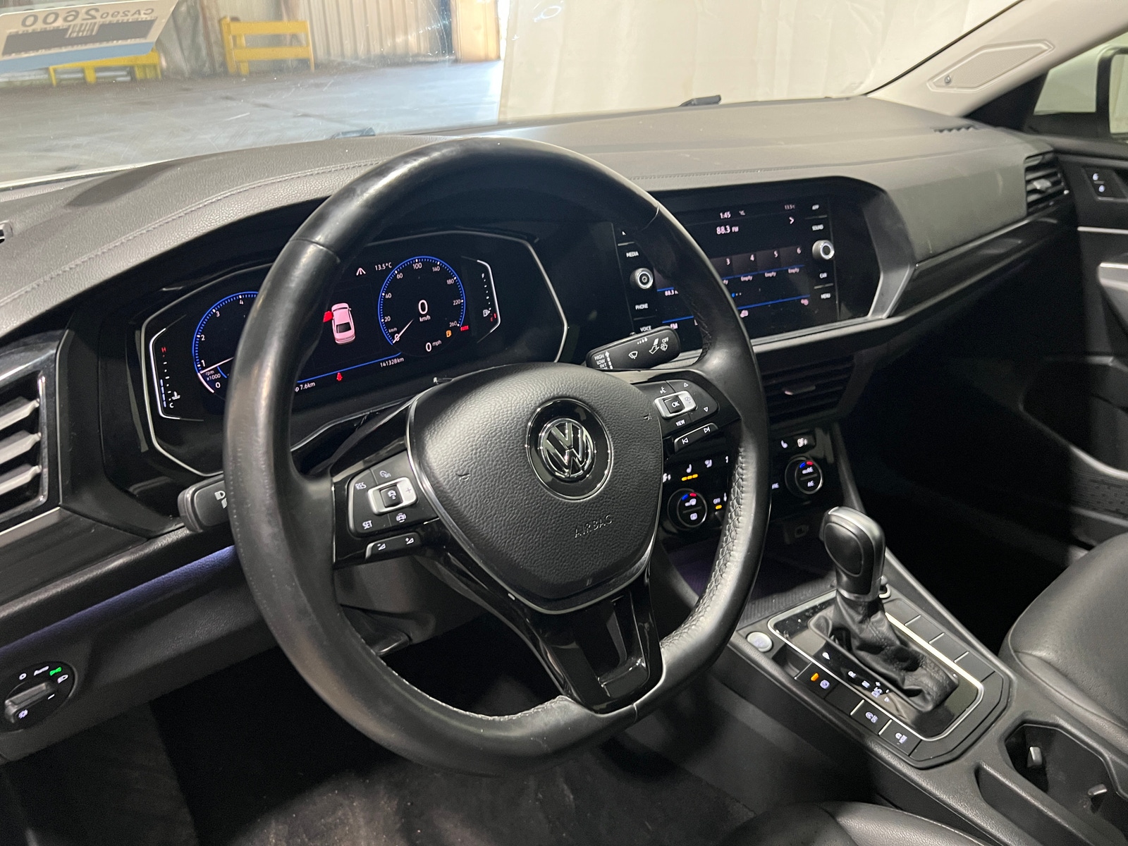 Thumbnail: 2019 Volkswagen Jetta - 4