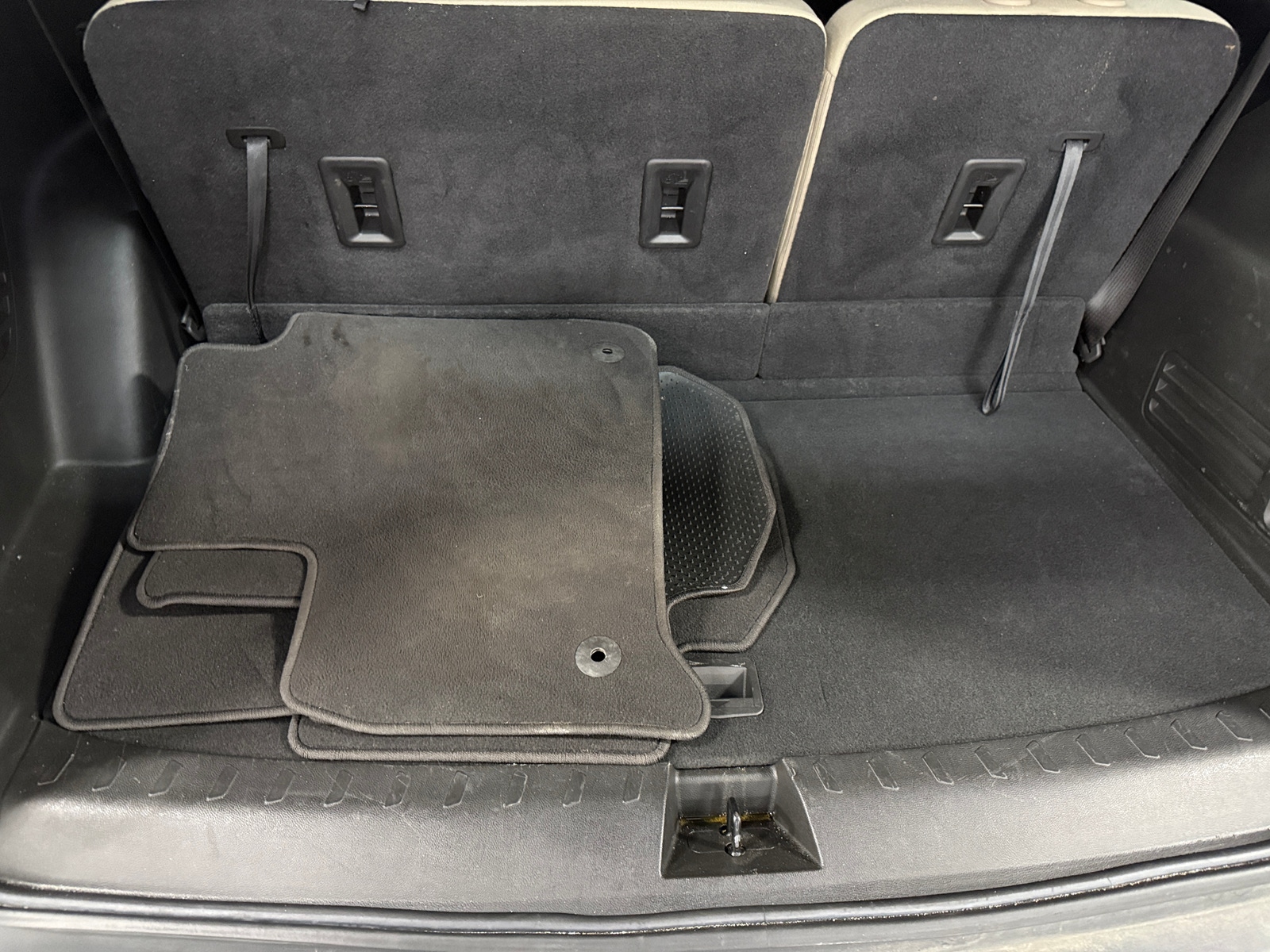 Thumbnail: 2023 Chevrolet Traverse - 7