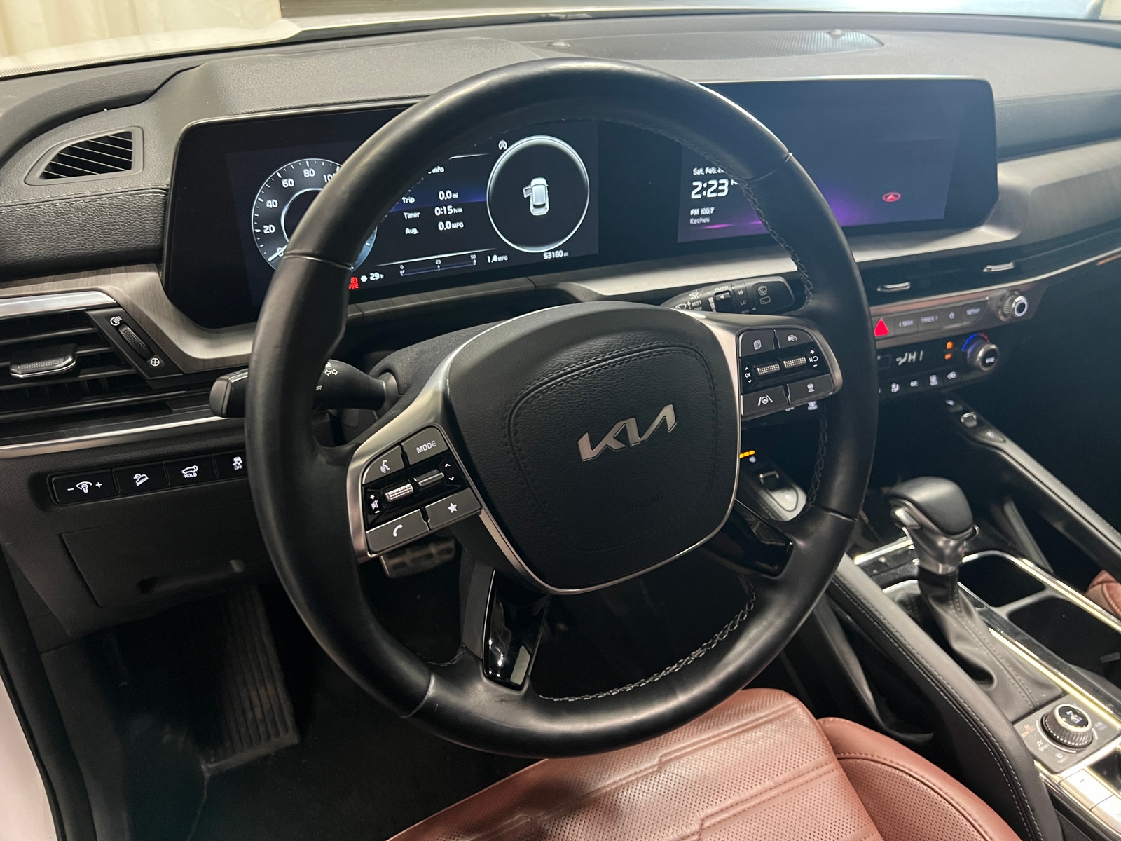 Thumbnail: 2023 Kia Telluride - 4