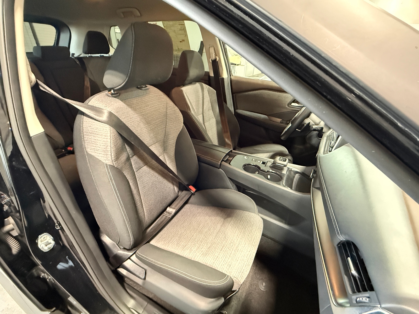 Thumbnail: 2023 Nissan Rogue - 2