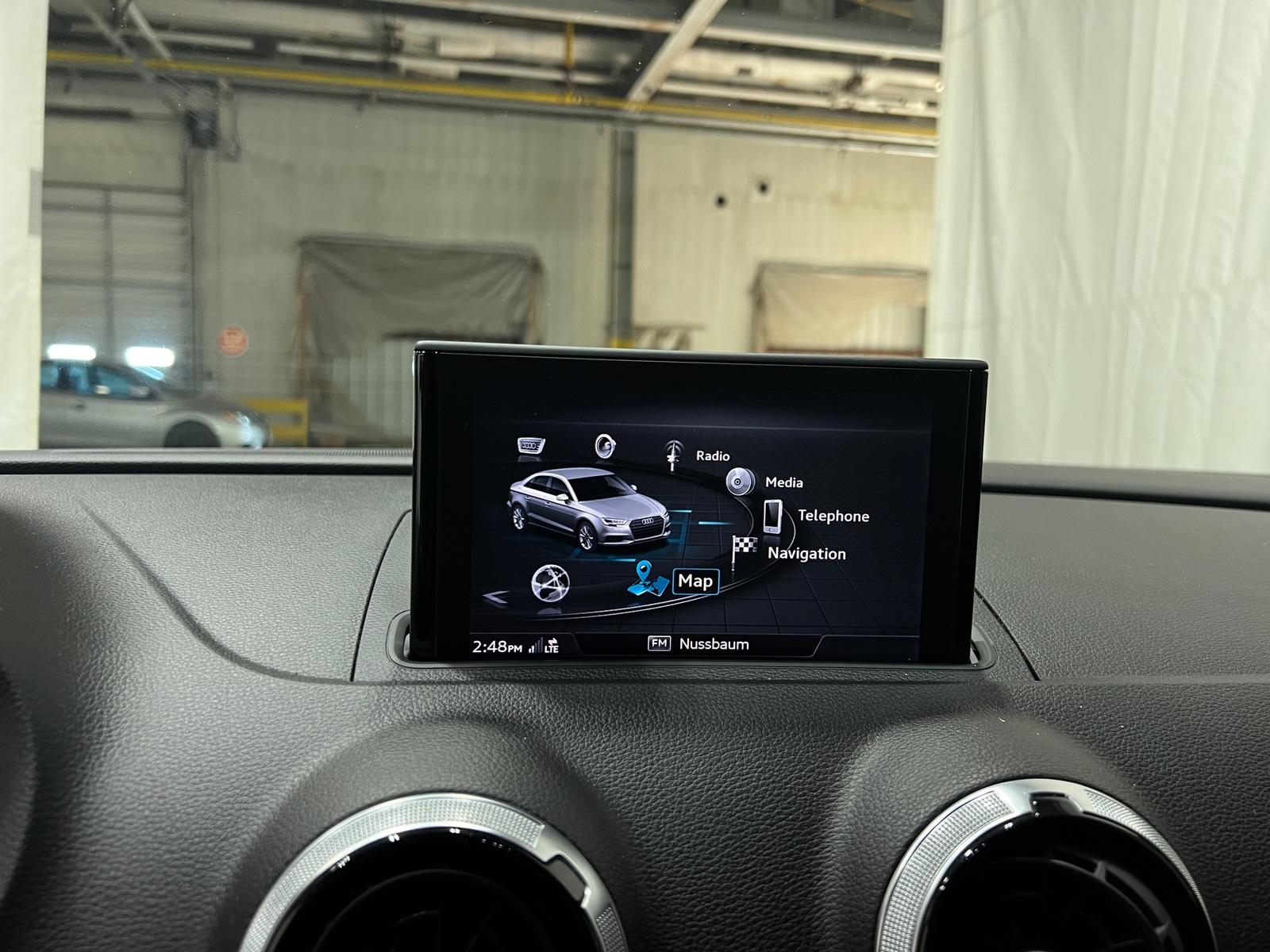 Thumbnail: 2018 Audi RS 3 - 3