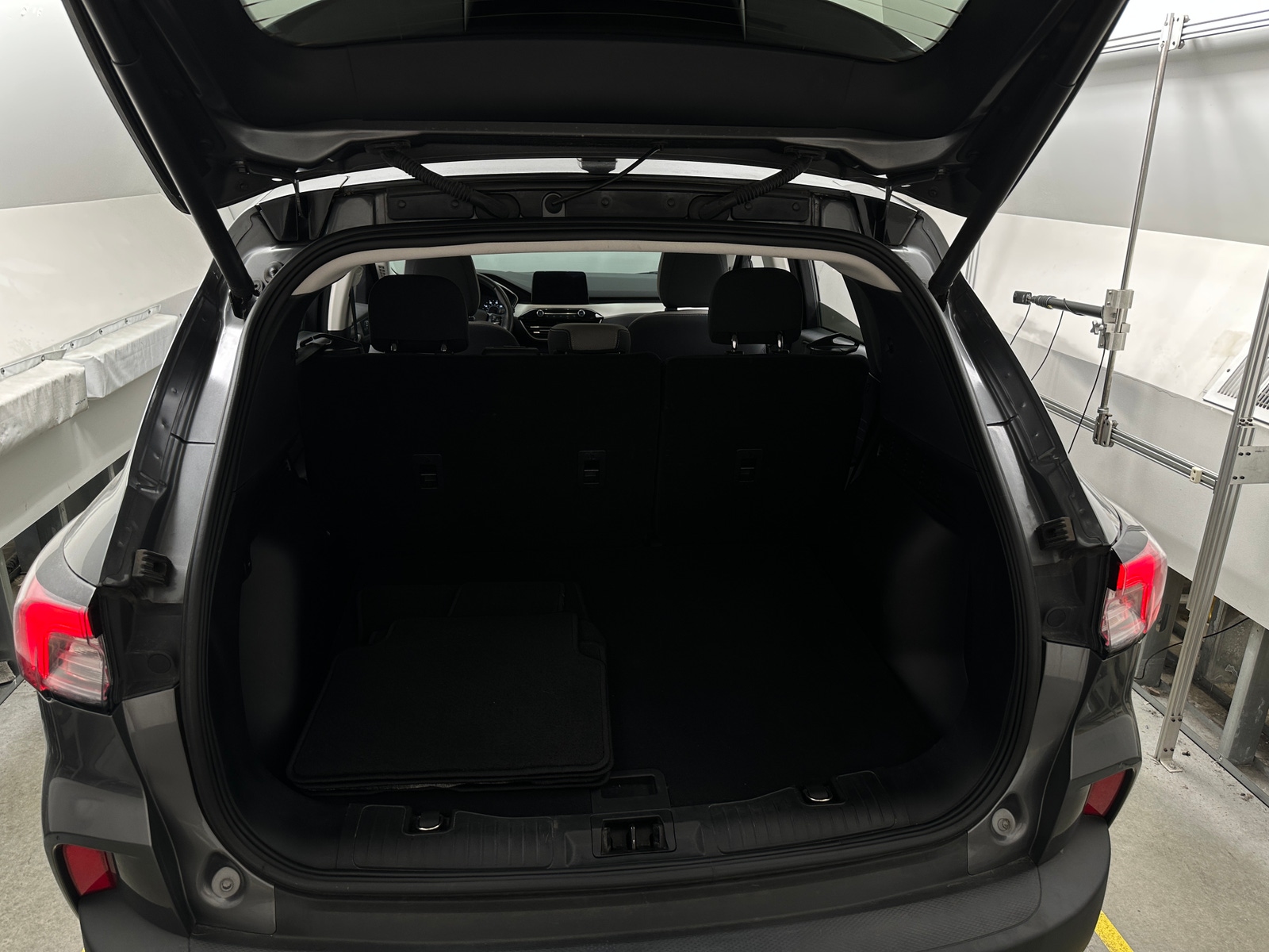 Thumbnail: 2022 Ford Escape - 7